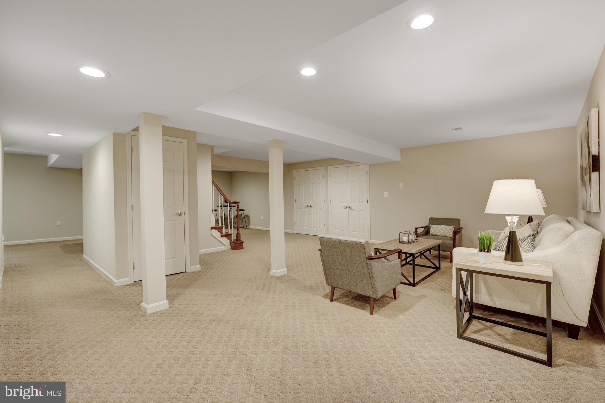 CAMBERLEY WEST - Residential