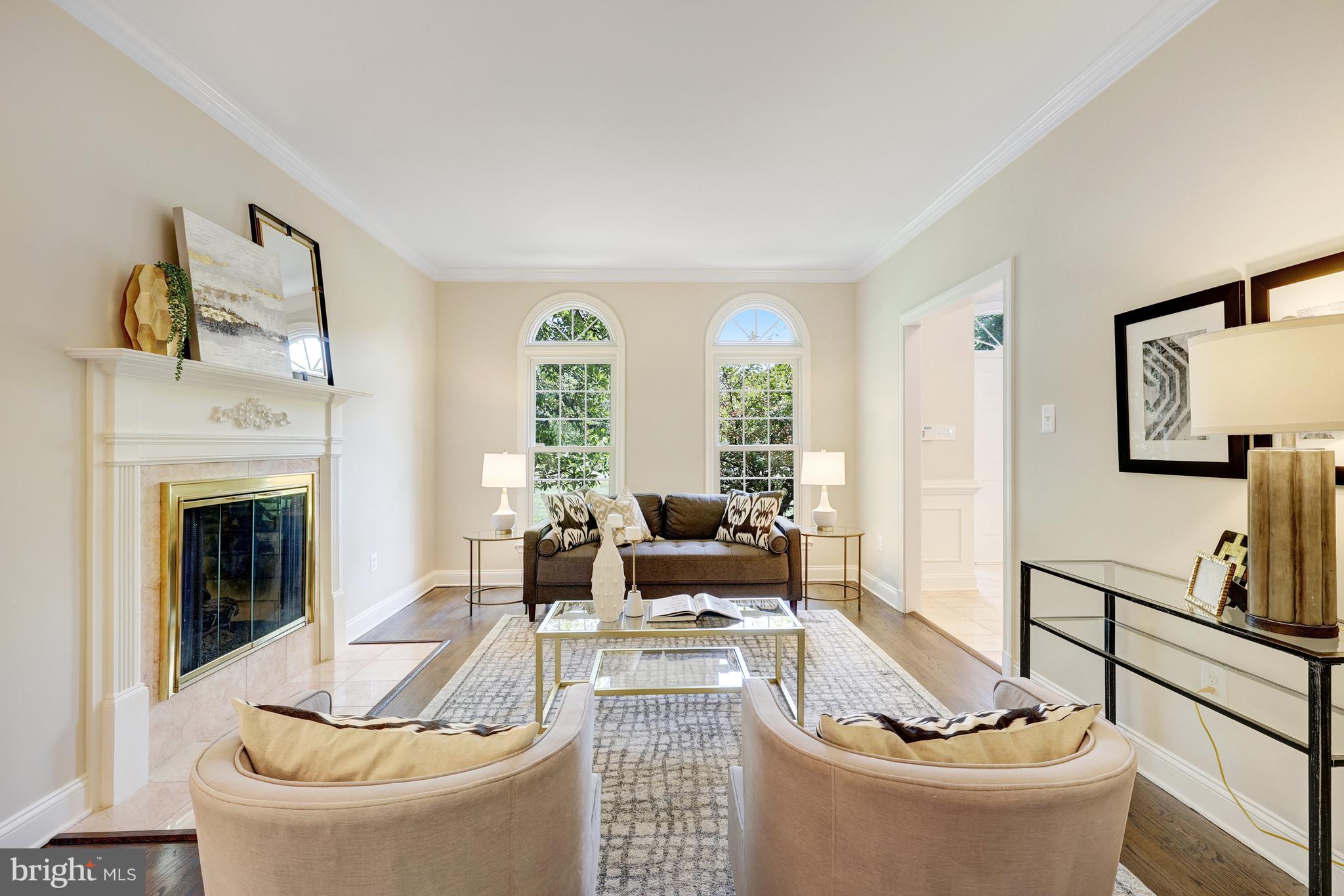 CAMBERLEY WEST - Residential