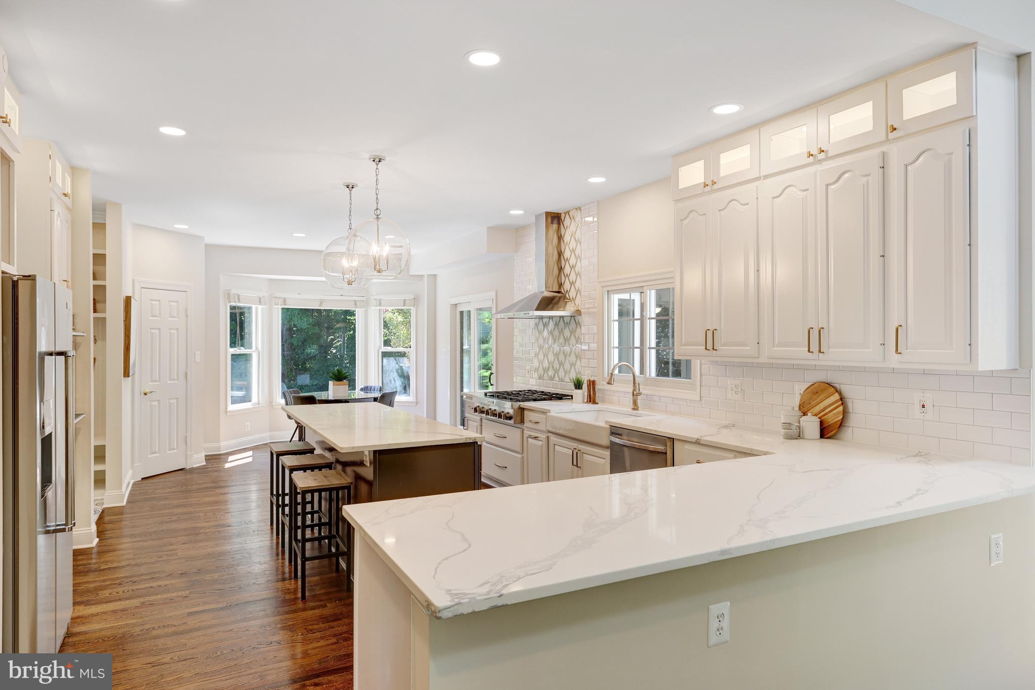 CAMBERLEY WEST - Residential