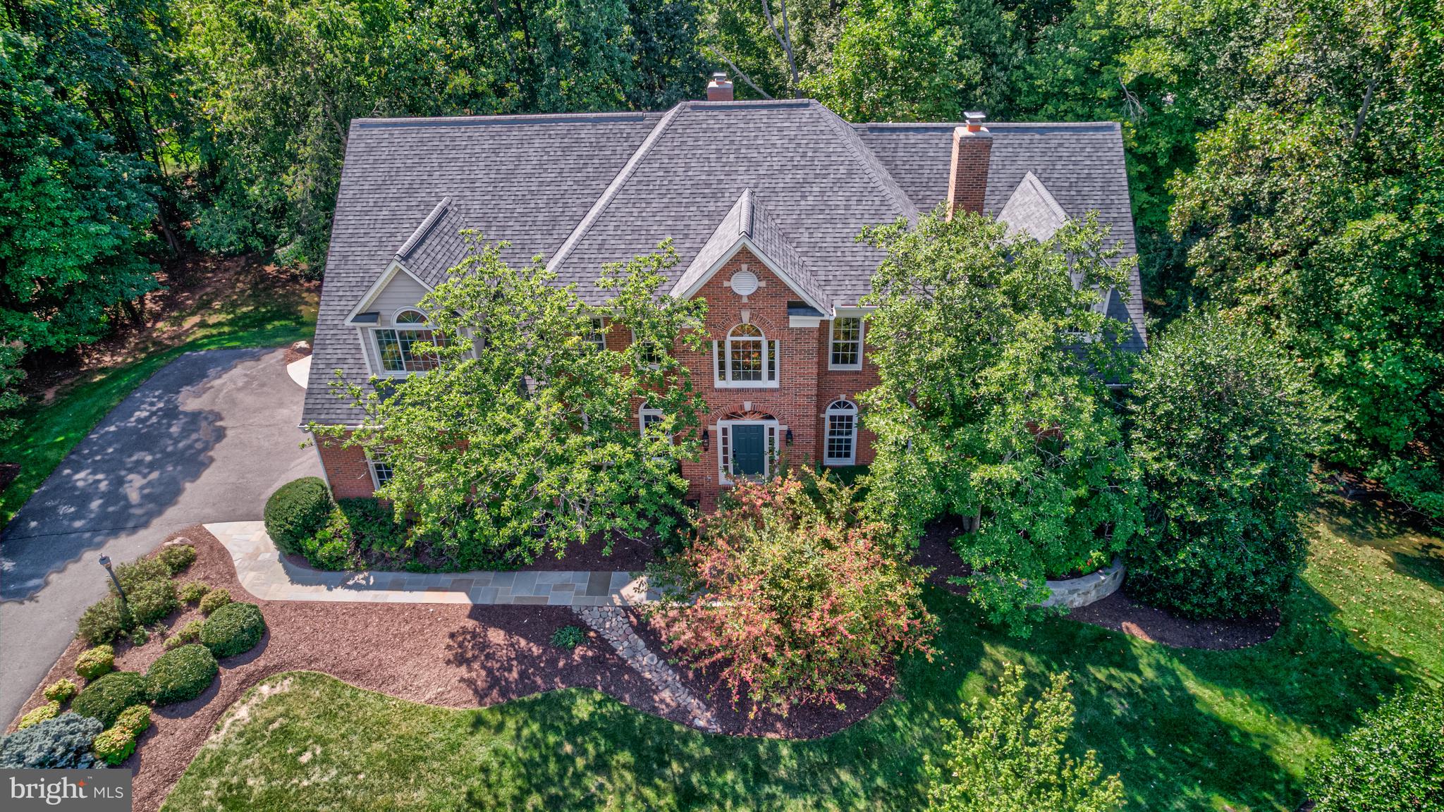 CAMBERLEY WEST - Residential