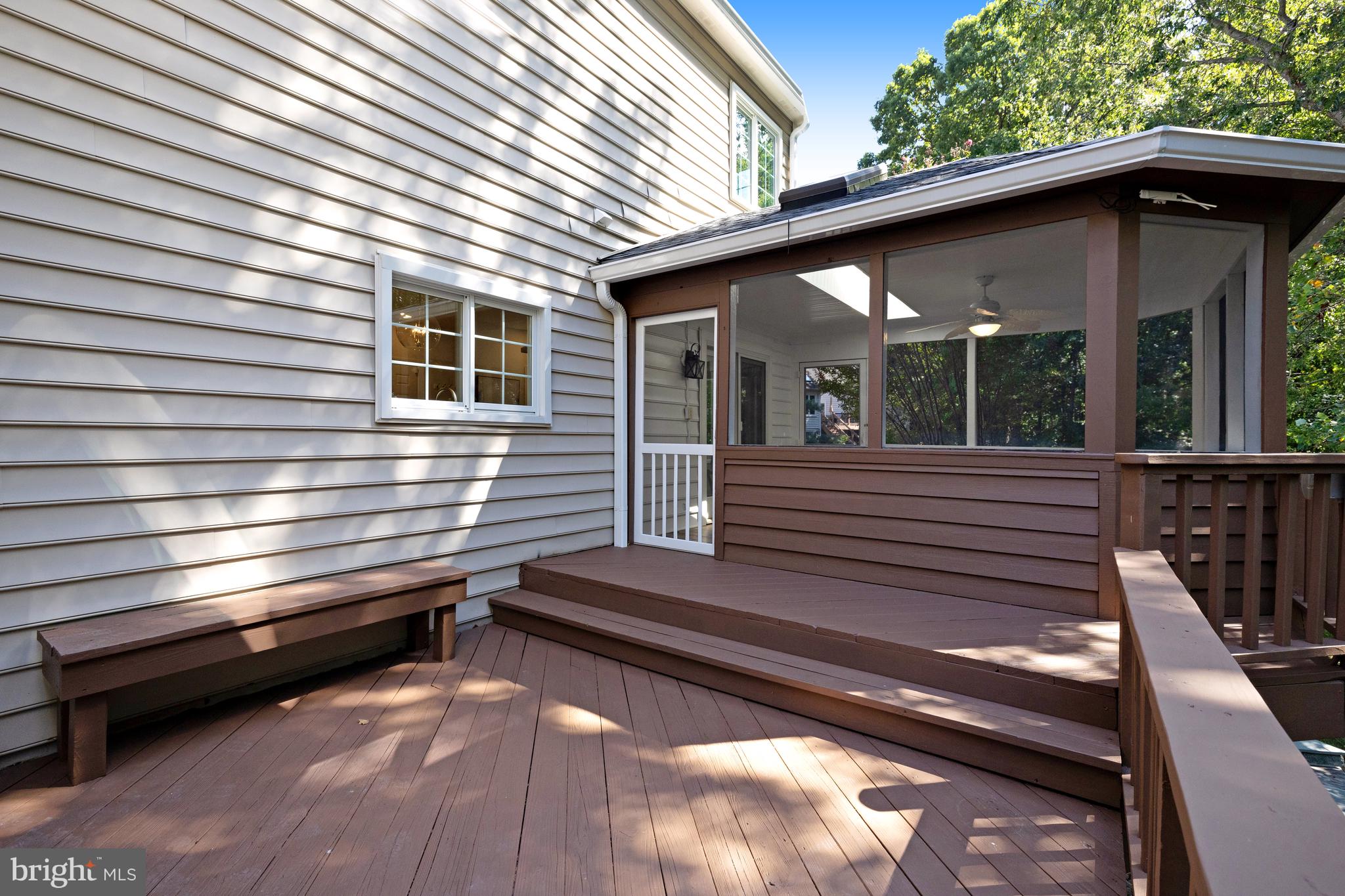 CAMBERLEY WEST - Residential