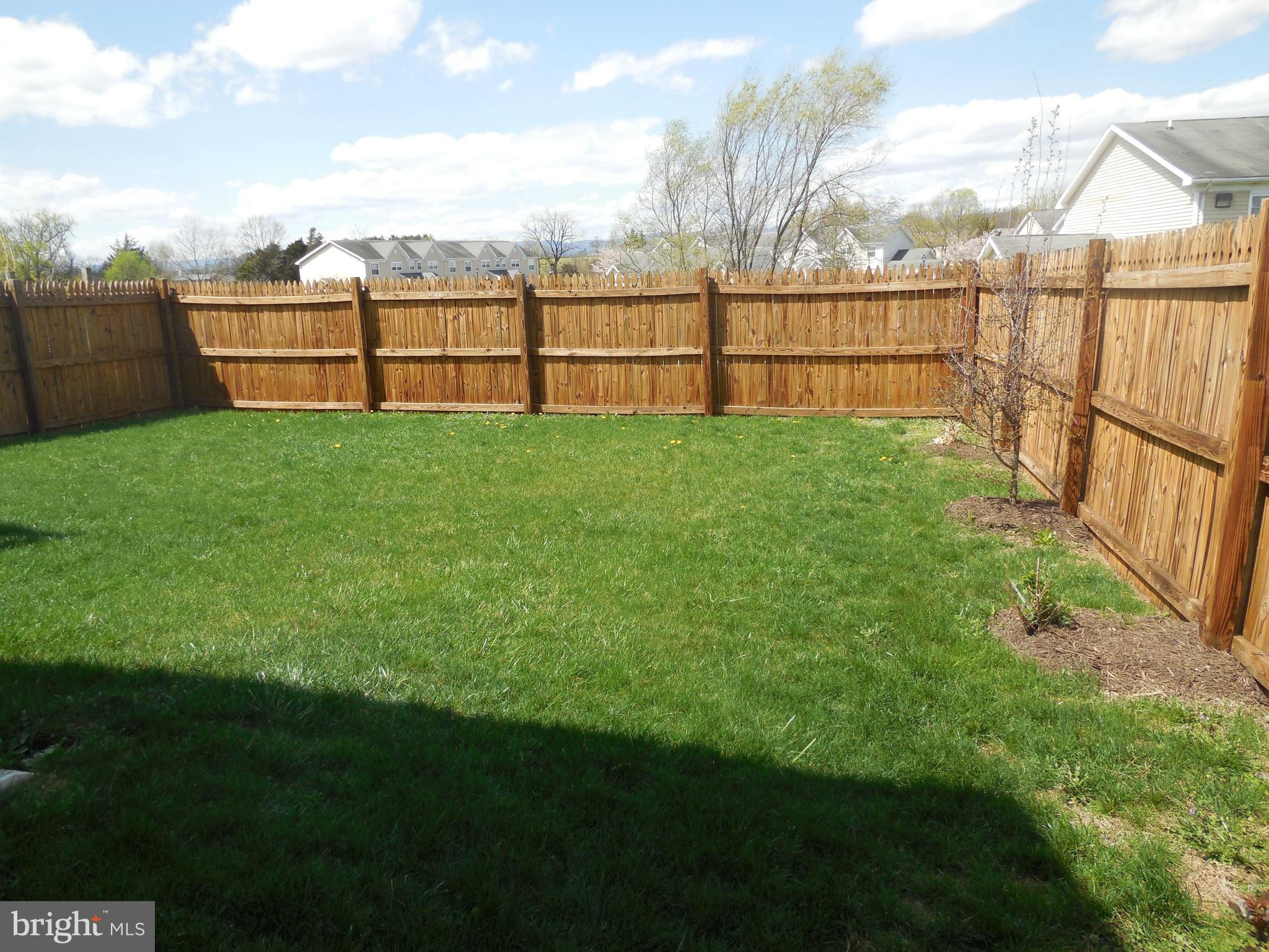 VILLAGE COMMONS - Residential