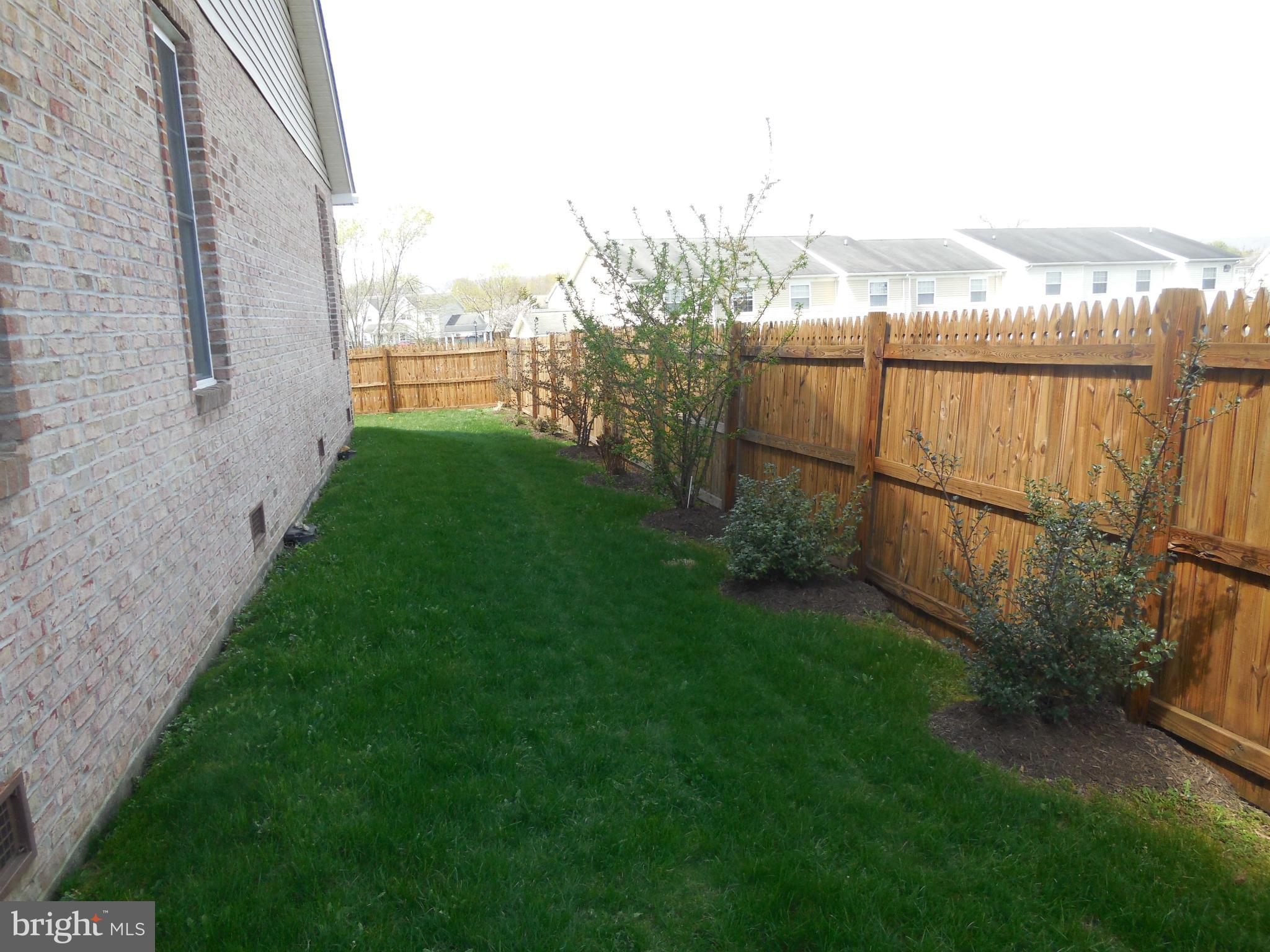 VILLAGE COMMONS - Residential