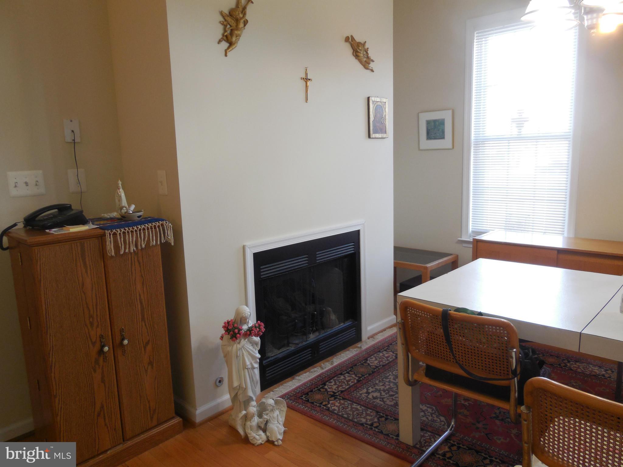 VILLAGE COMMONS - Residential