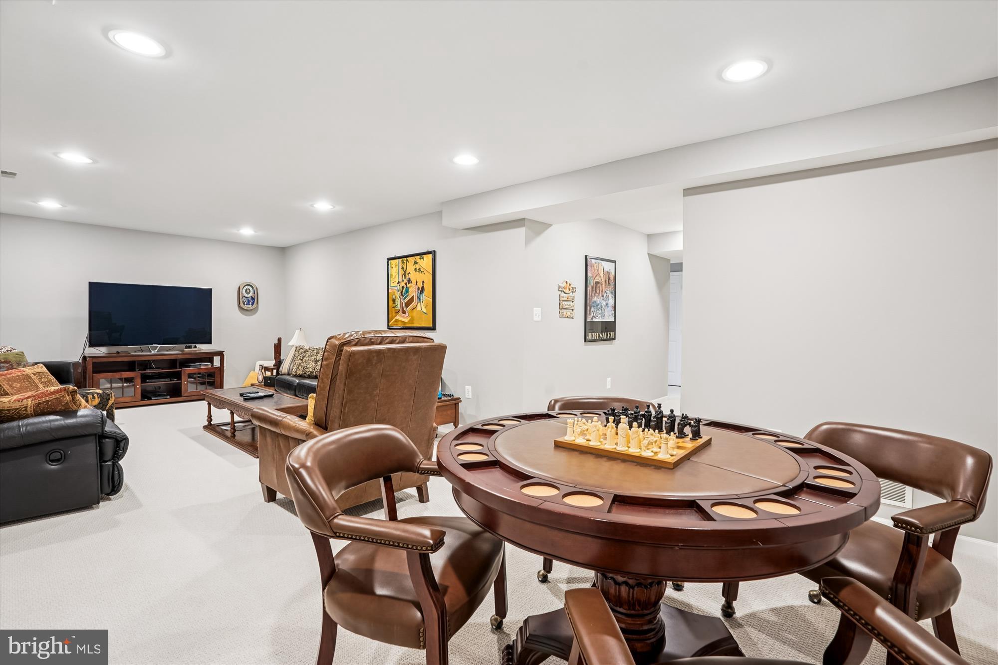 RIVER CREEK - Residential