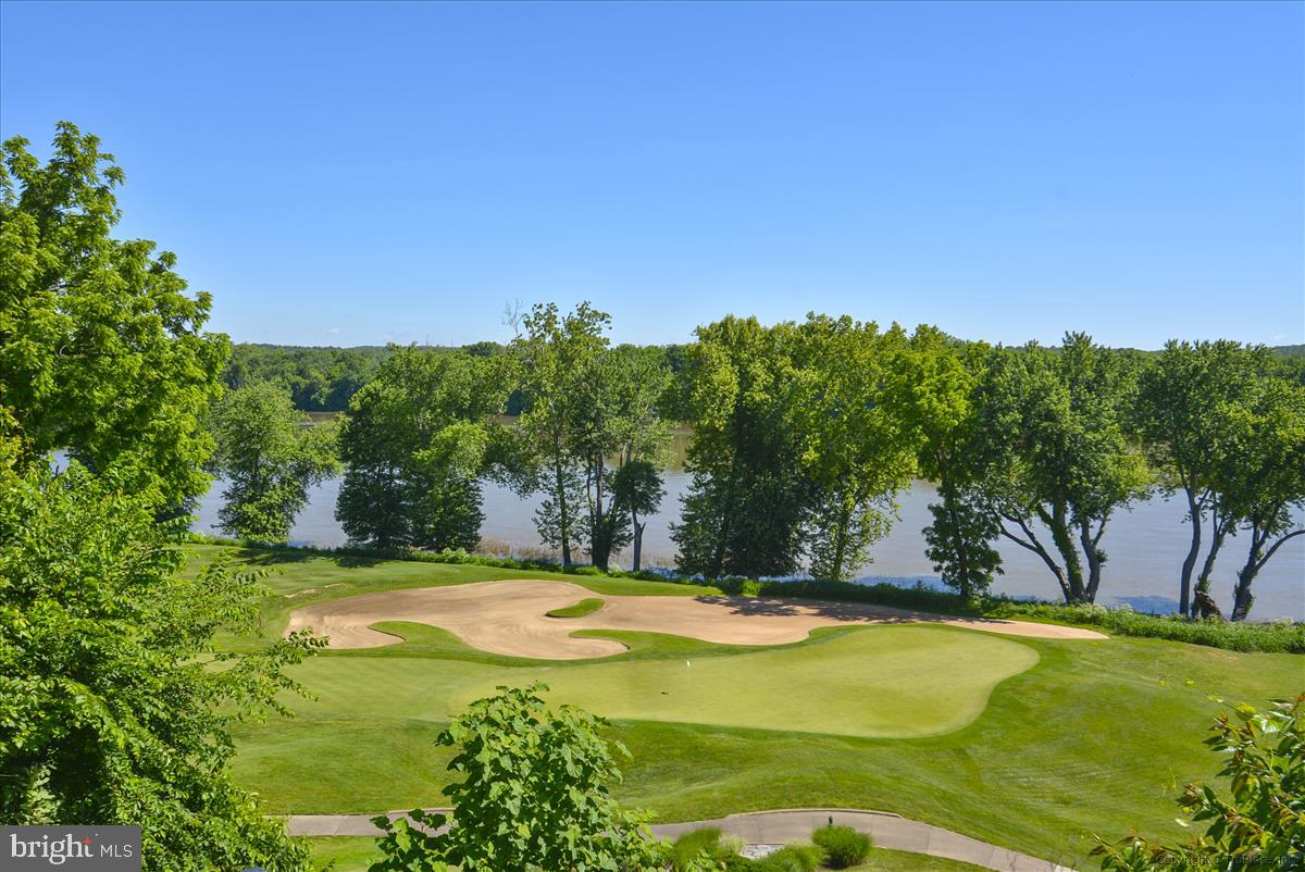 RIVER CREEK - Residential