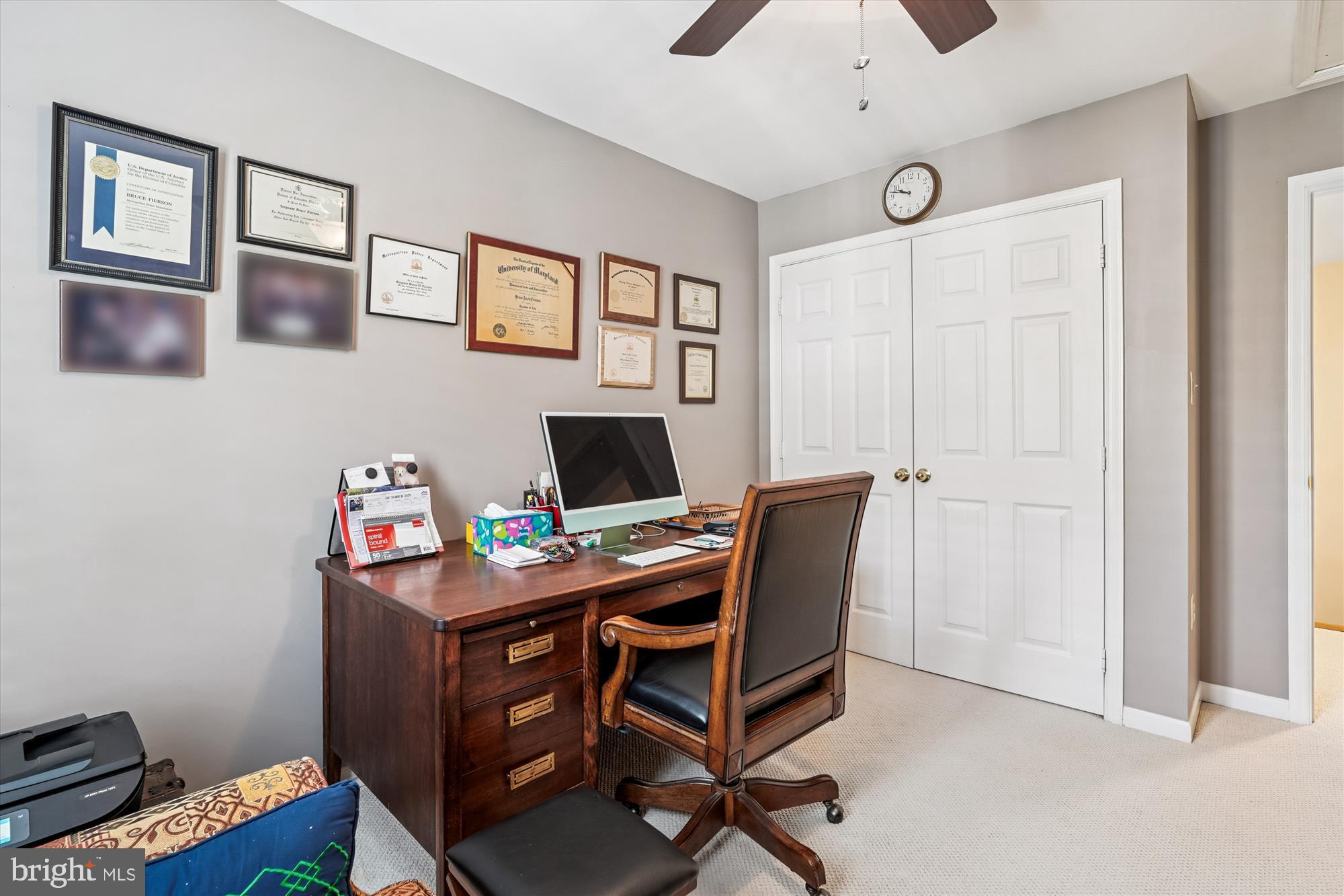 RIVER CREEK - Residential