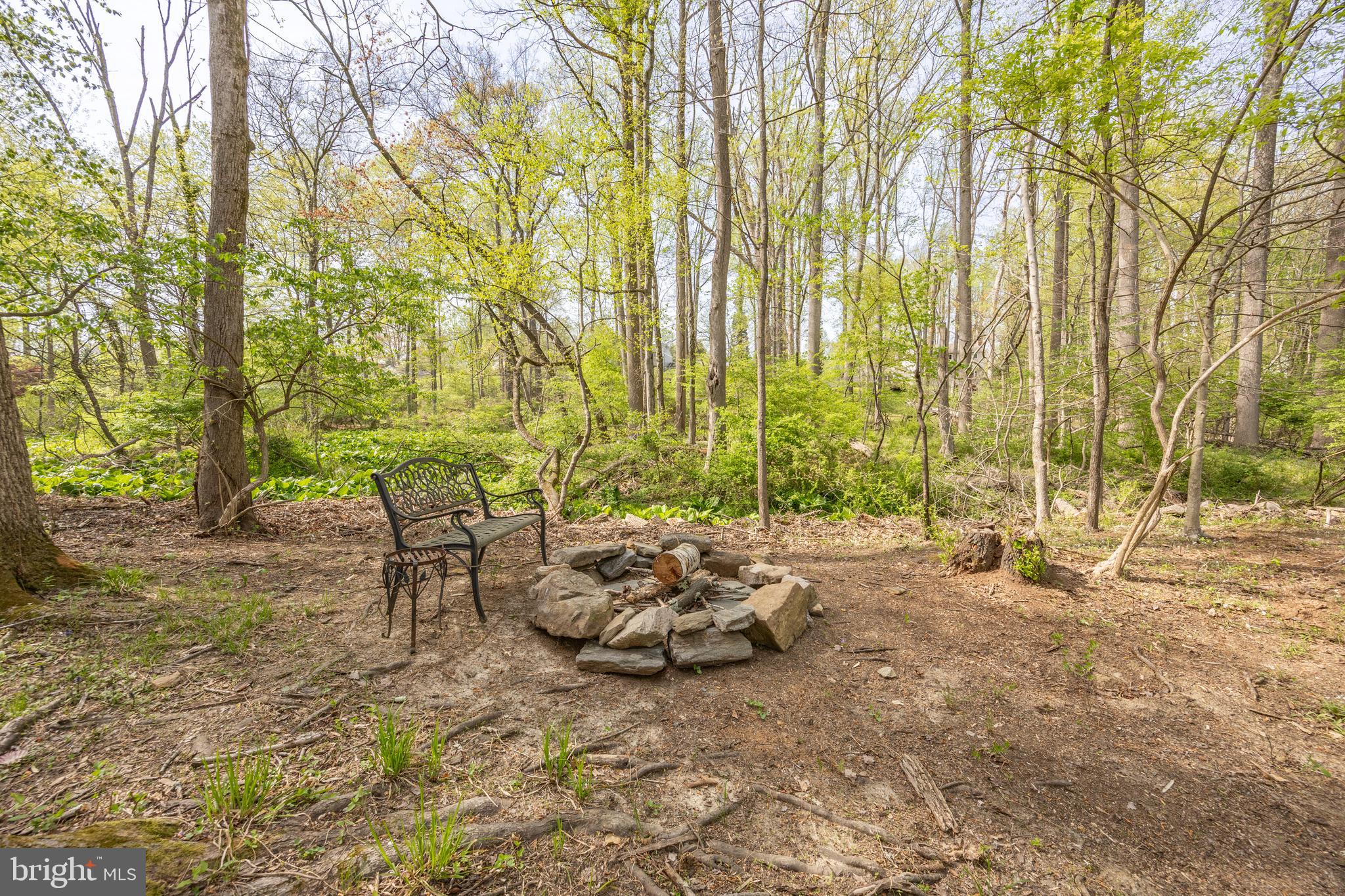 ASHBRIDGE FARMS - Residential