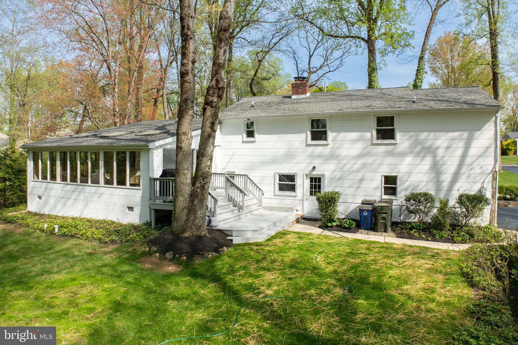 ASHBRIDGE FARMS - Residential