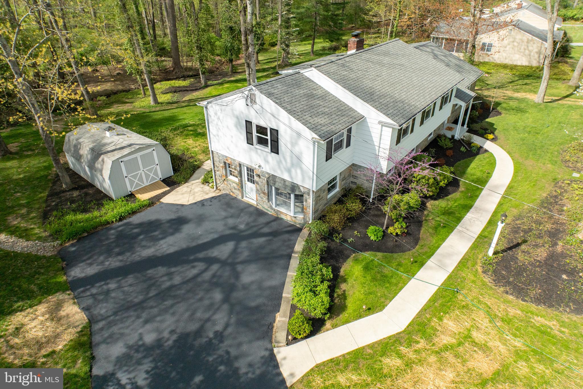 1619 MARGO LANE