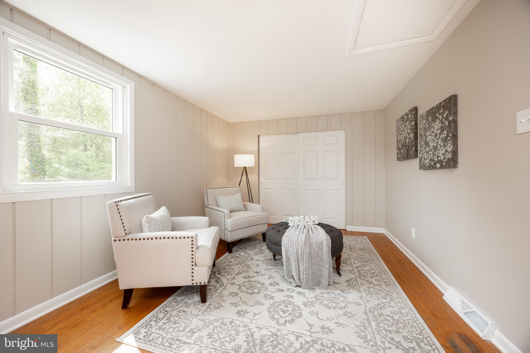 ASHBRIDGE FARMS - Residential