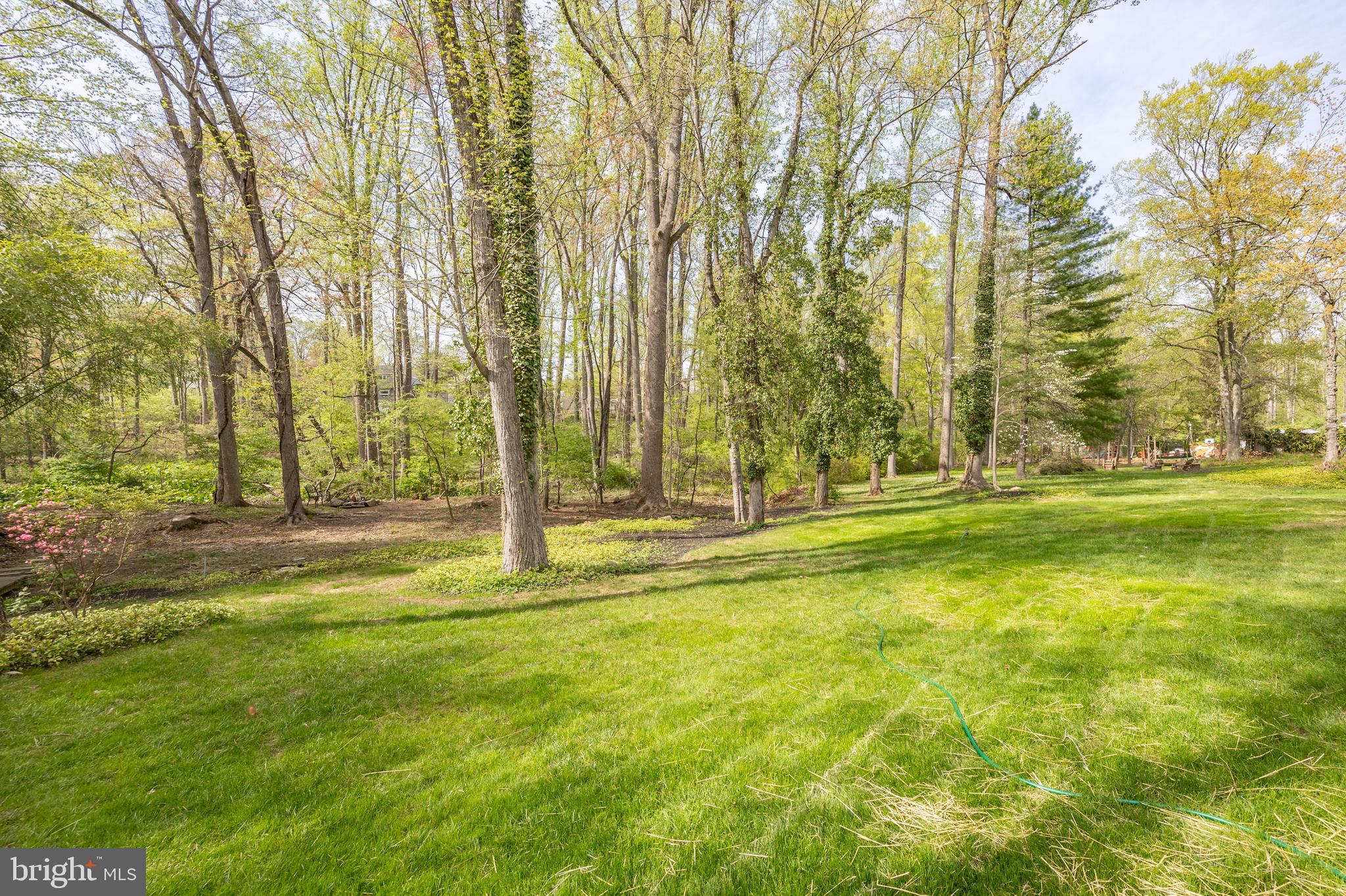 ASHBRIDGE FARMS - Residential