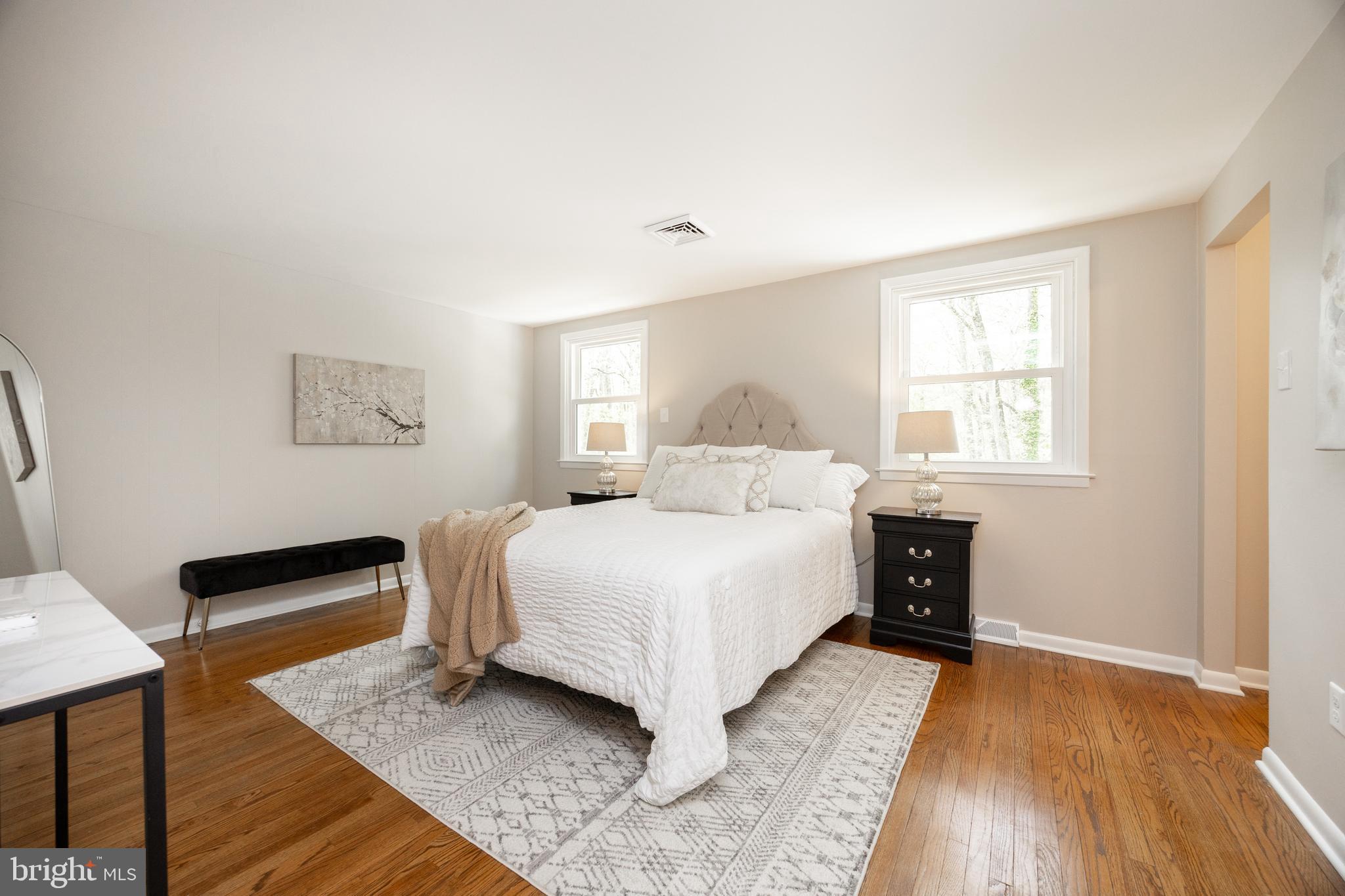 ASHBRIDGE FARMS - Residential