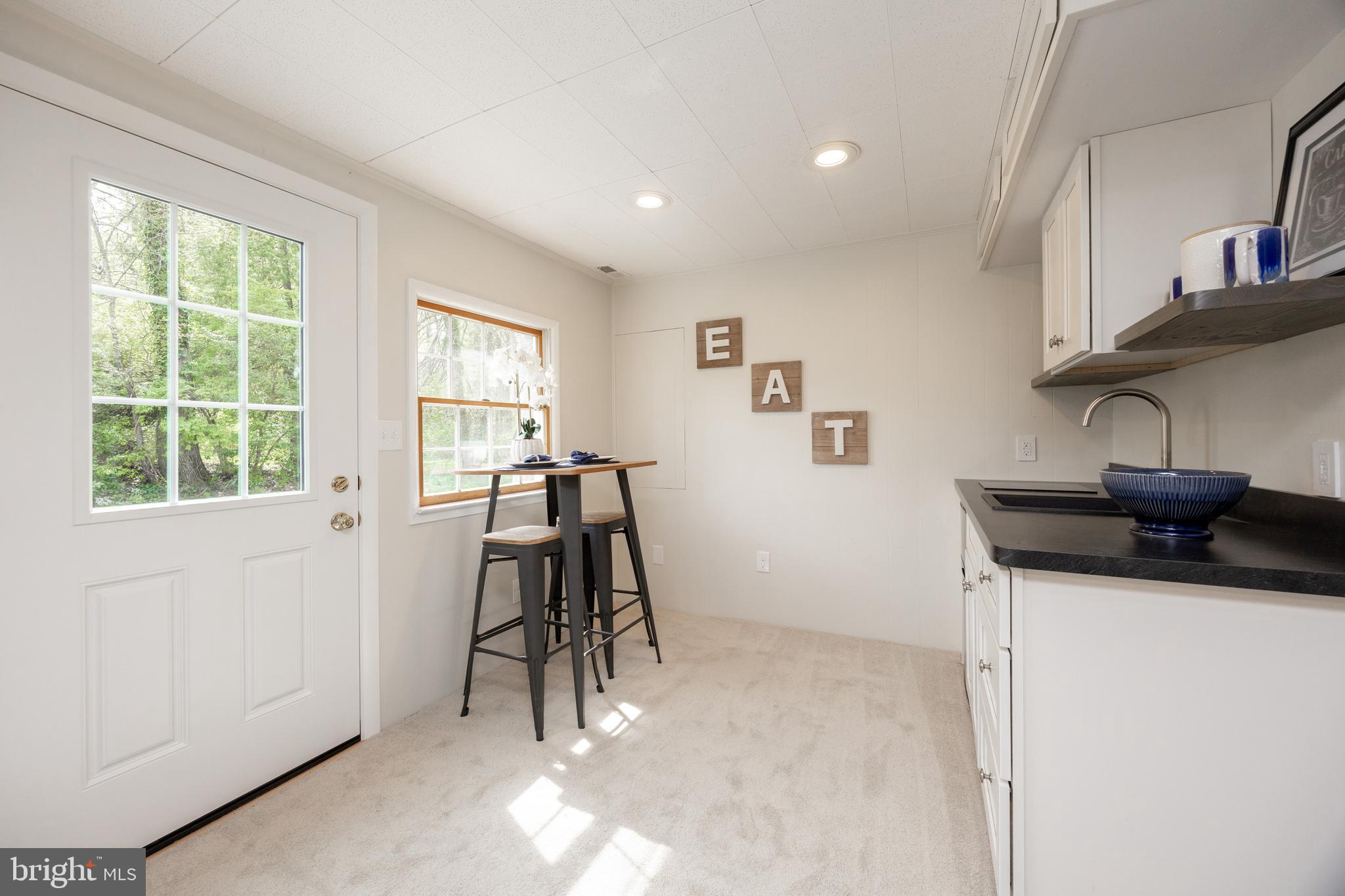 ASHBRIDGE FARMS - Residential