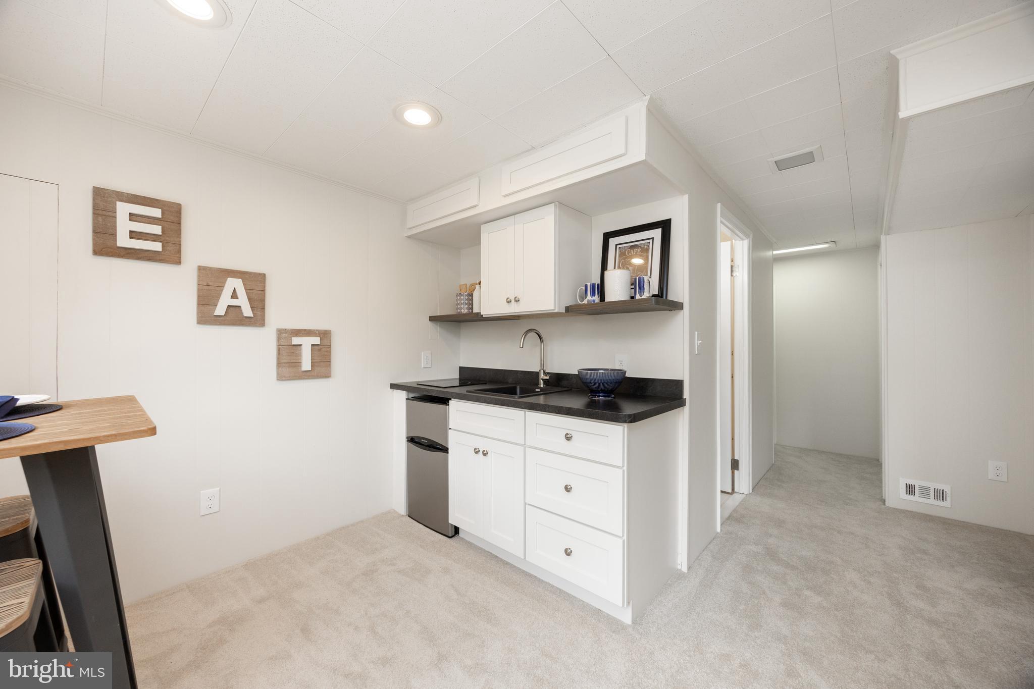 ASHBRIDGE FARMS - Residential