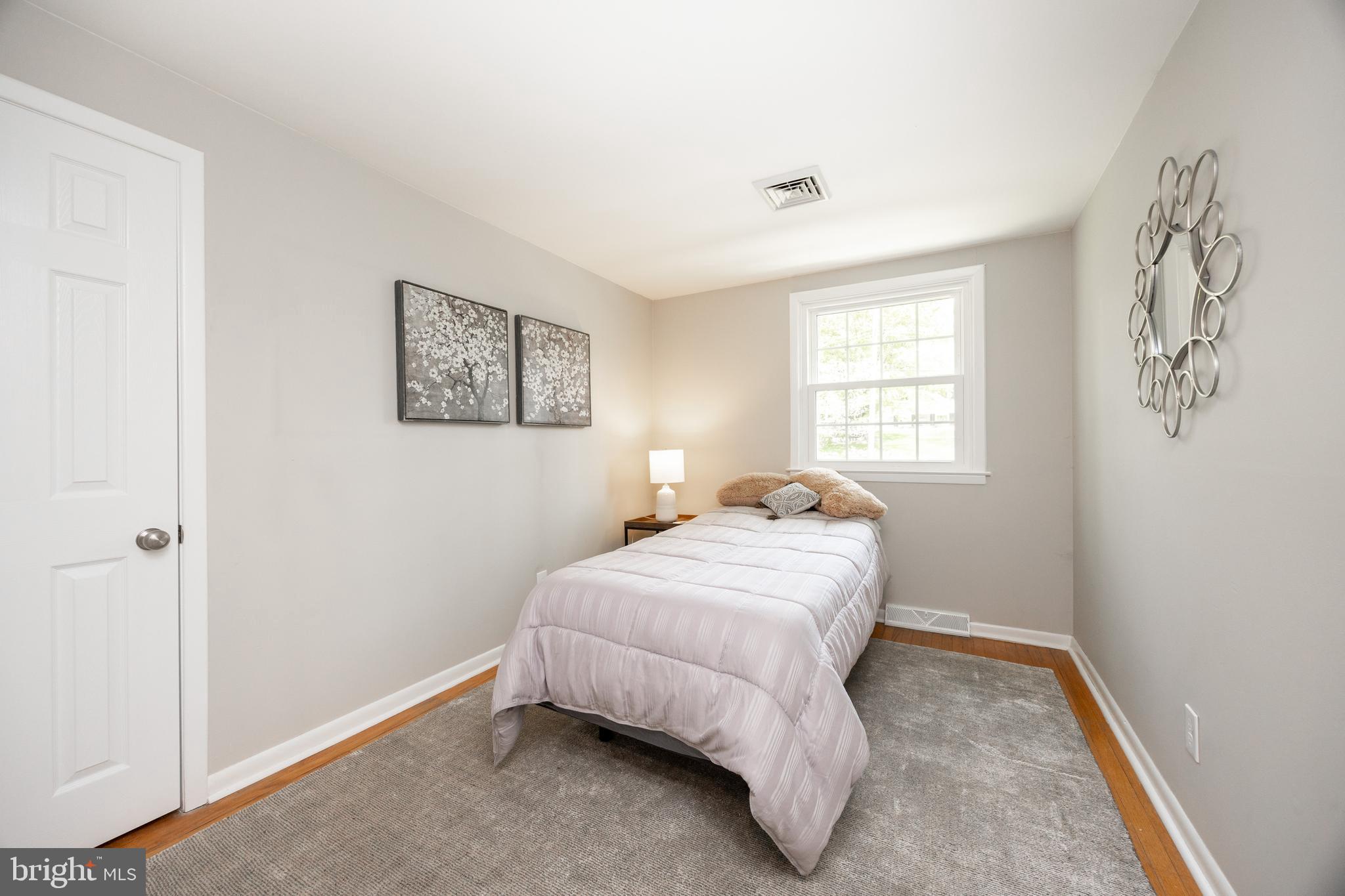 ASHBRIDGE FARMS - Residential