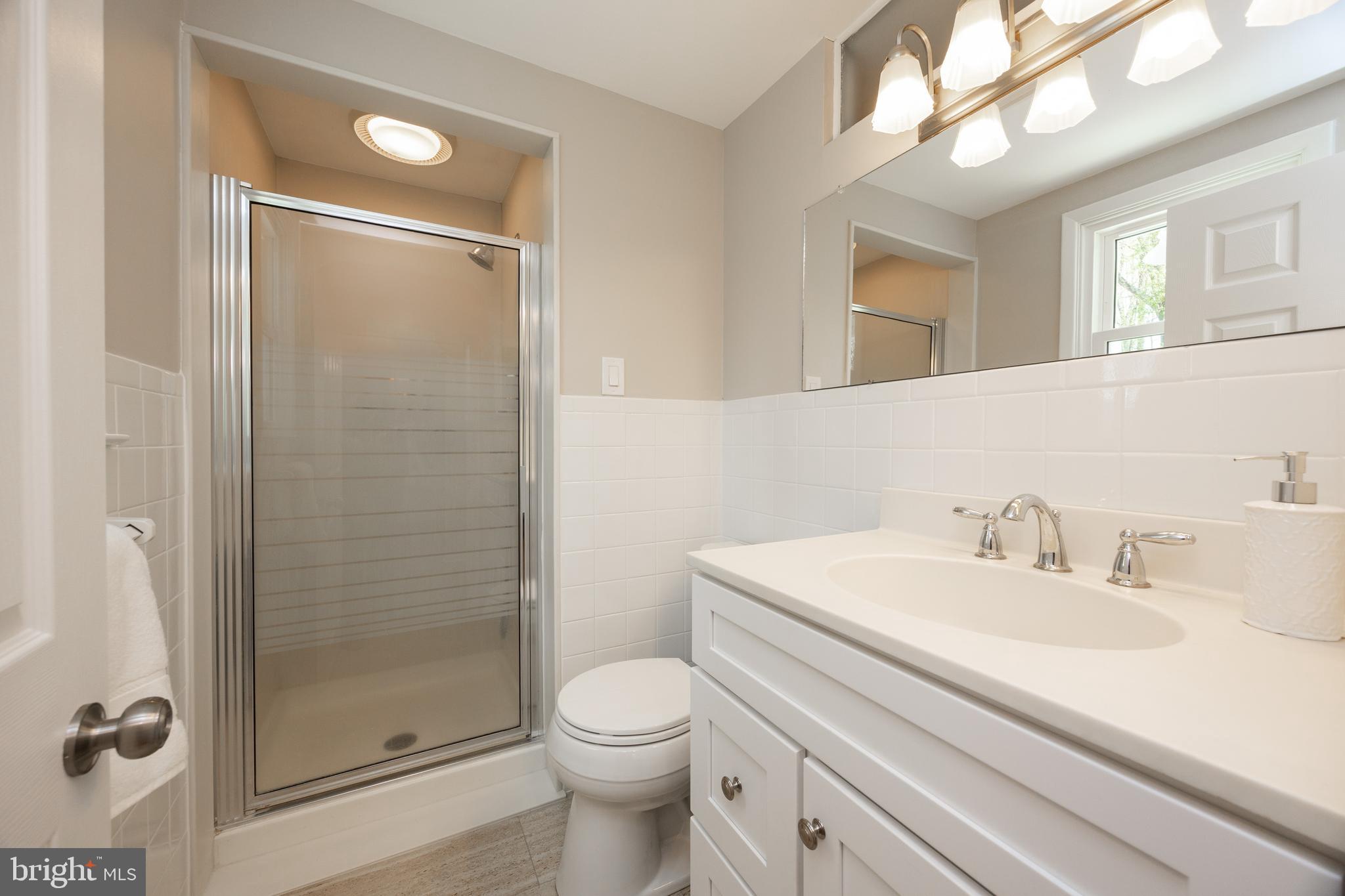 ASHBRIDGE FARMS - Residential