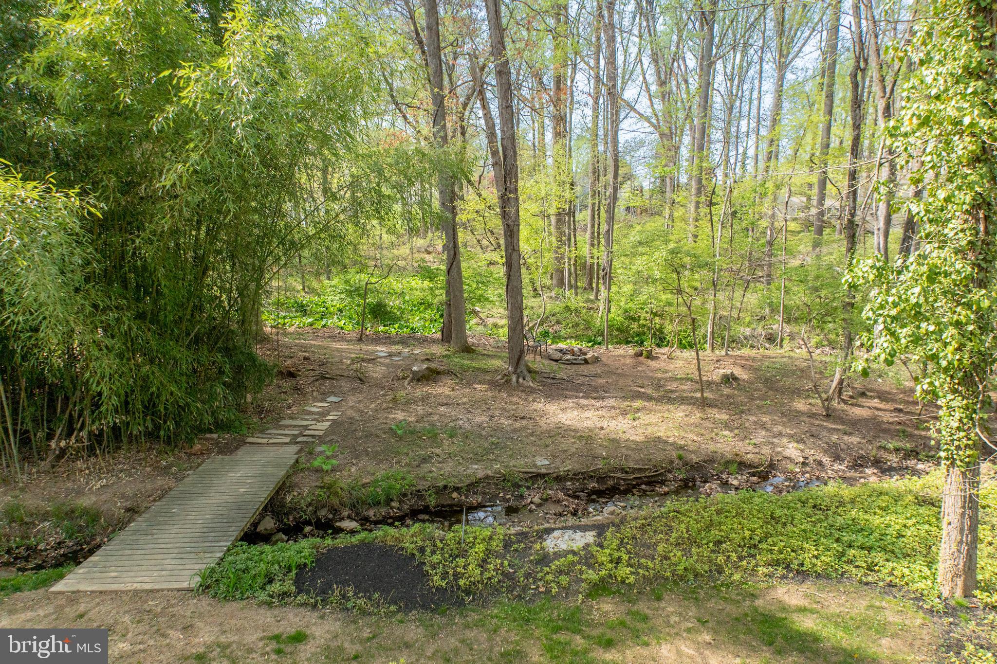 ASHBRIDGE FARMS - Residential