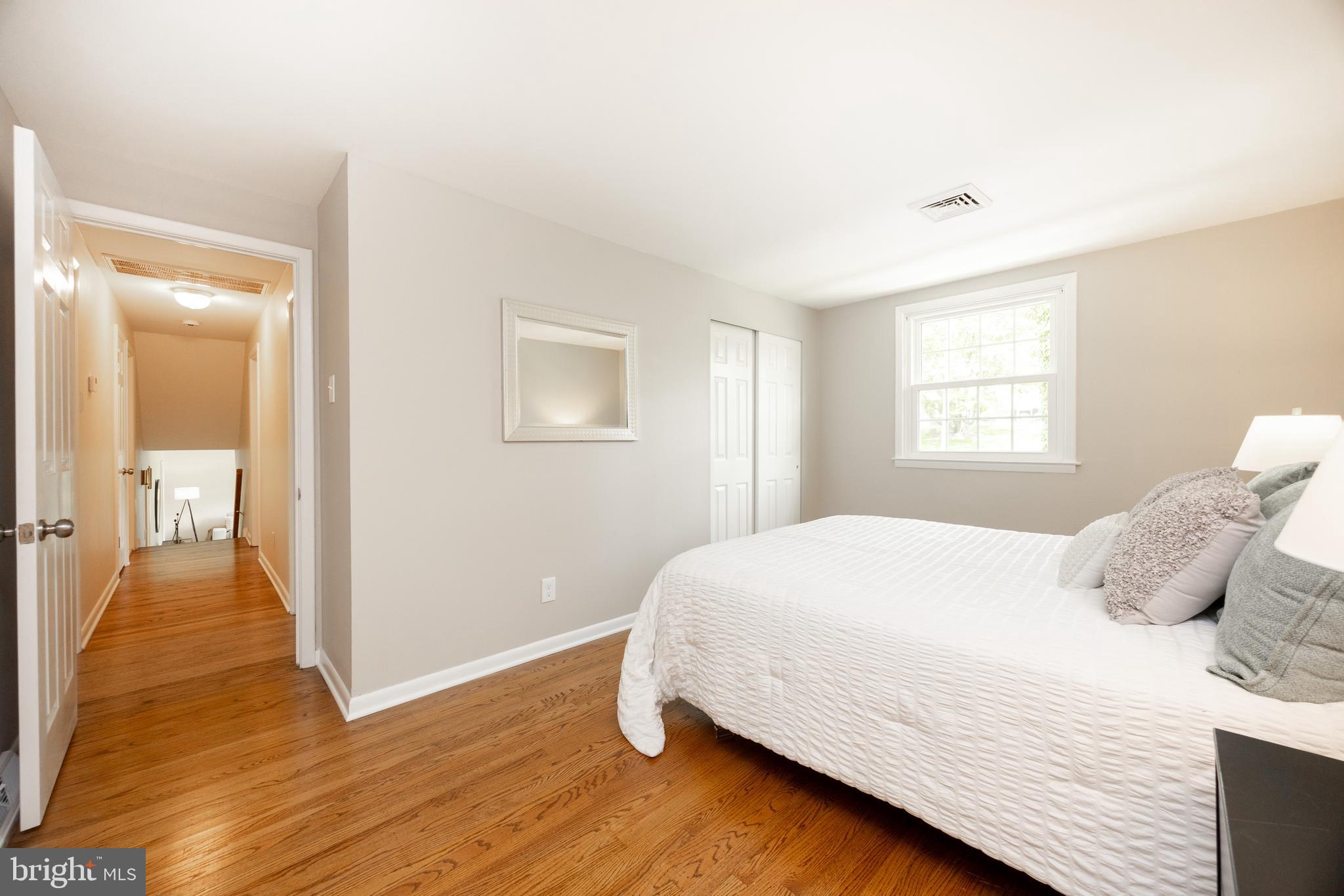 ASHBRIDGE FARMS - Residential