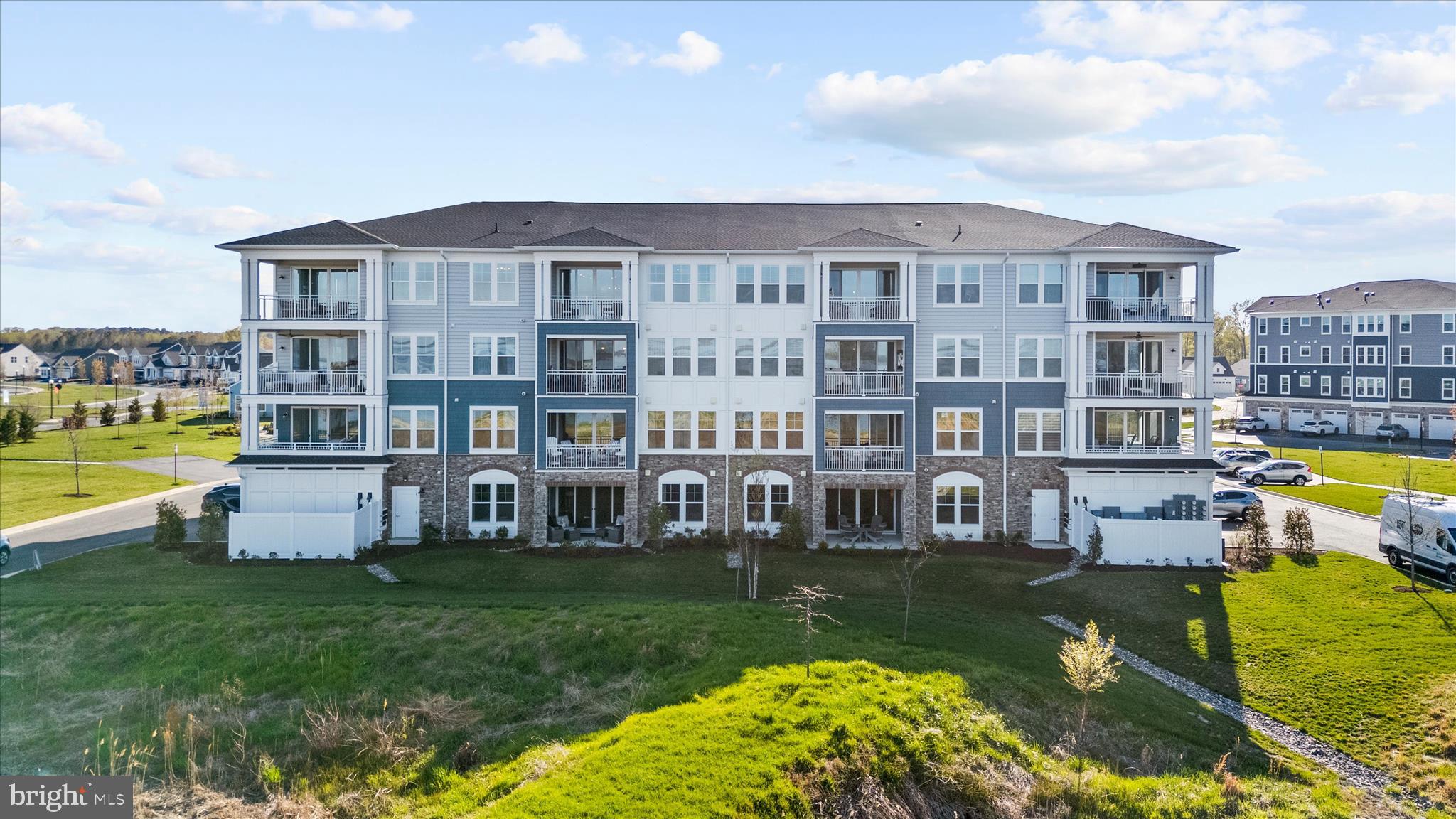 FOUR SEASONS AT KENT ISLAND - Residential