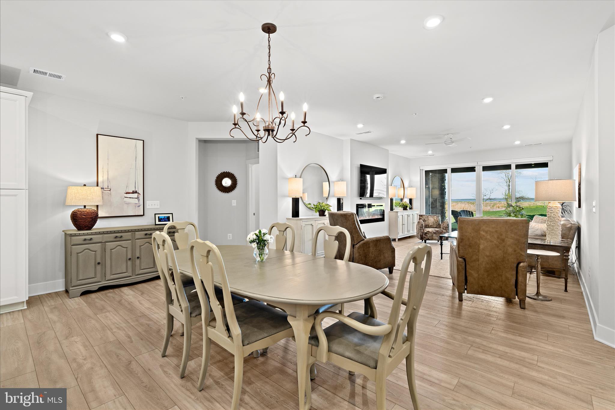 FOUR SEASONS AT KENT ISLAND - Residential