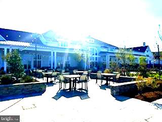 FOUR SEASONS AT KENT ISLAND - Residential