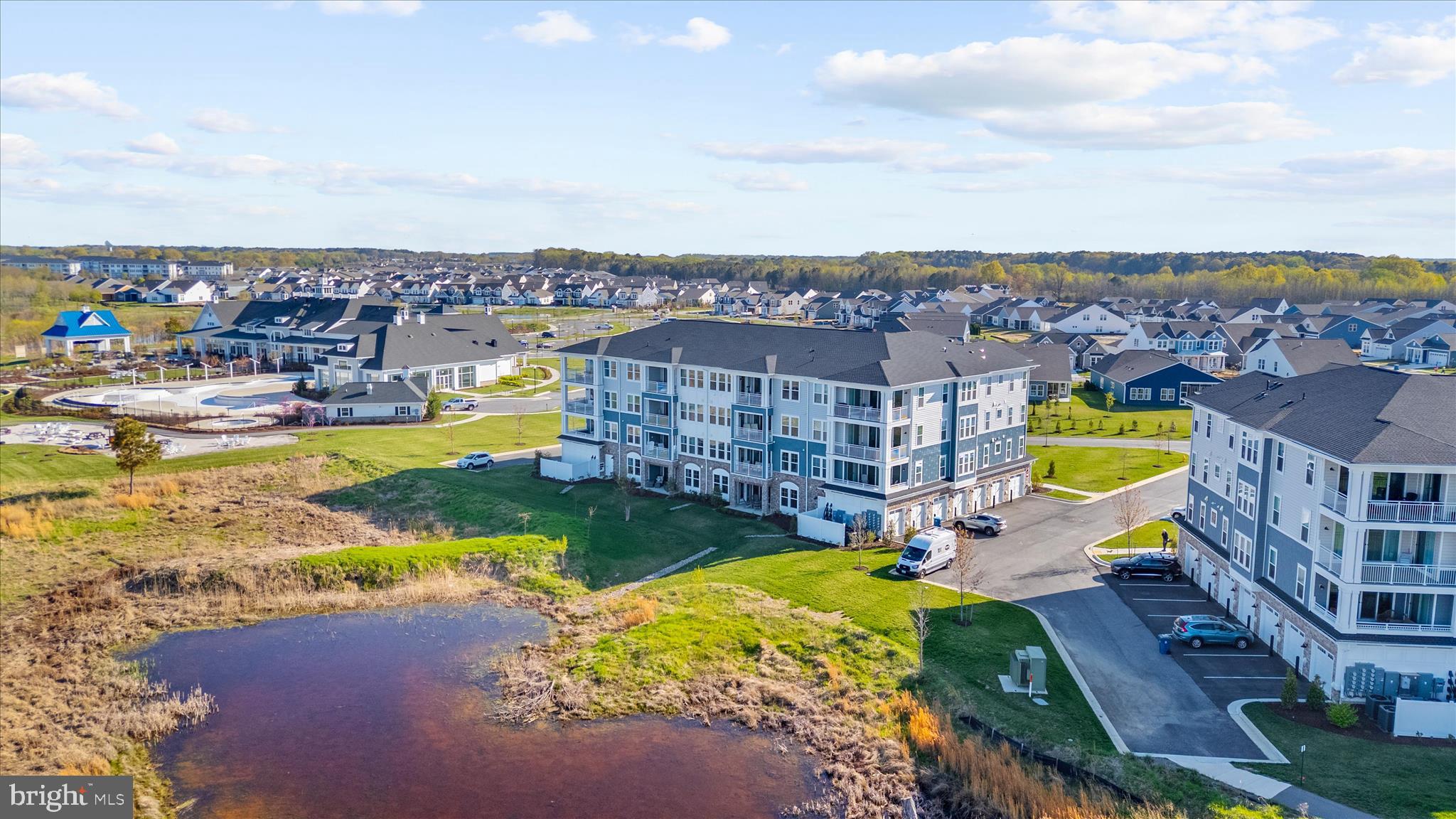 FOUR SEASONS AT KENT ISLAND - Residential