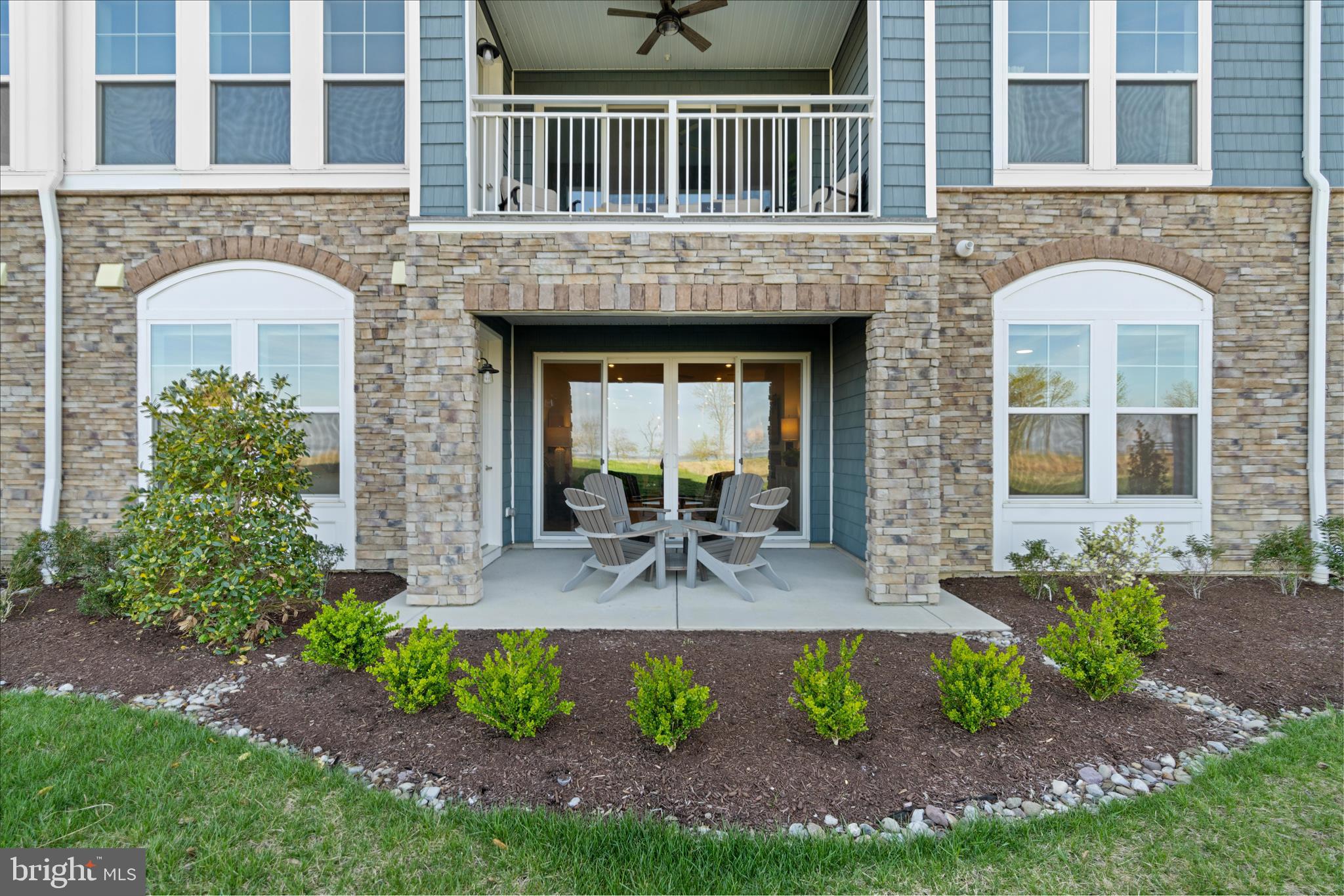 FOUR SEASONS AT KENT ISLAND - Residential