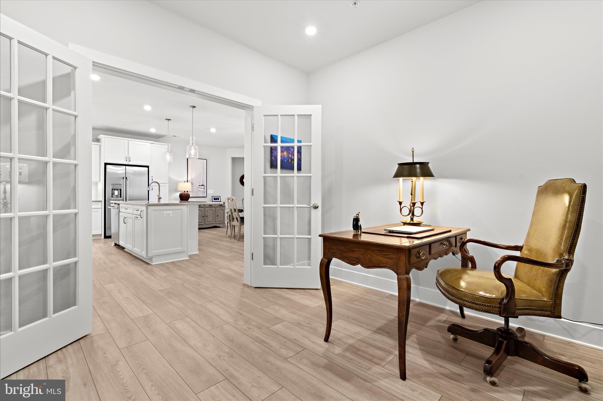 FOUR SEASONS AT KENT ISLAND - Residential