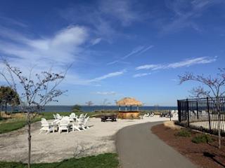 FOUR SEASONS AT KENT ISLAND - Residential