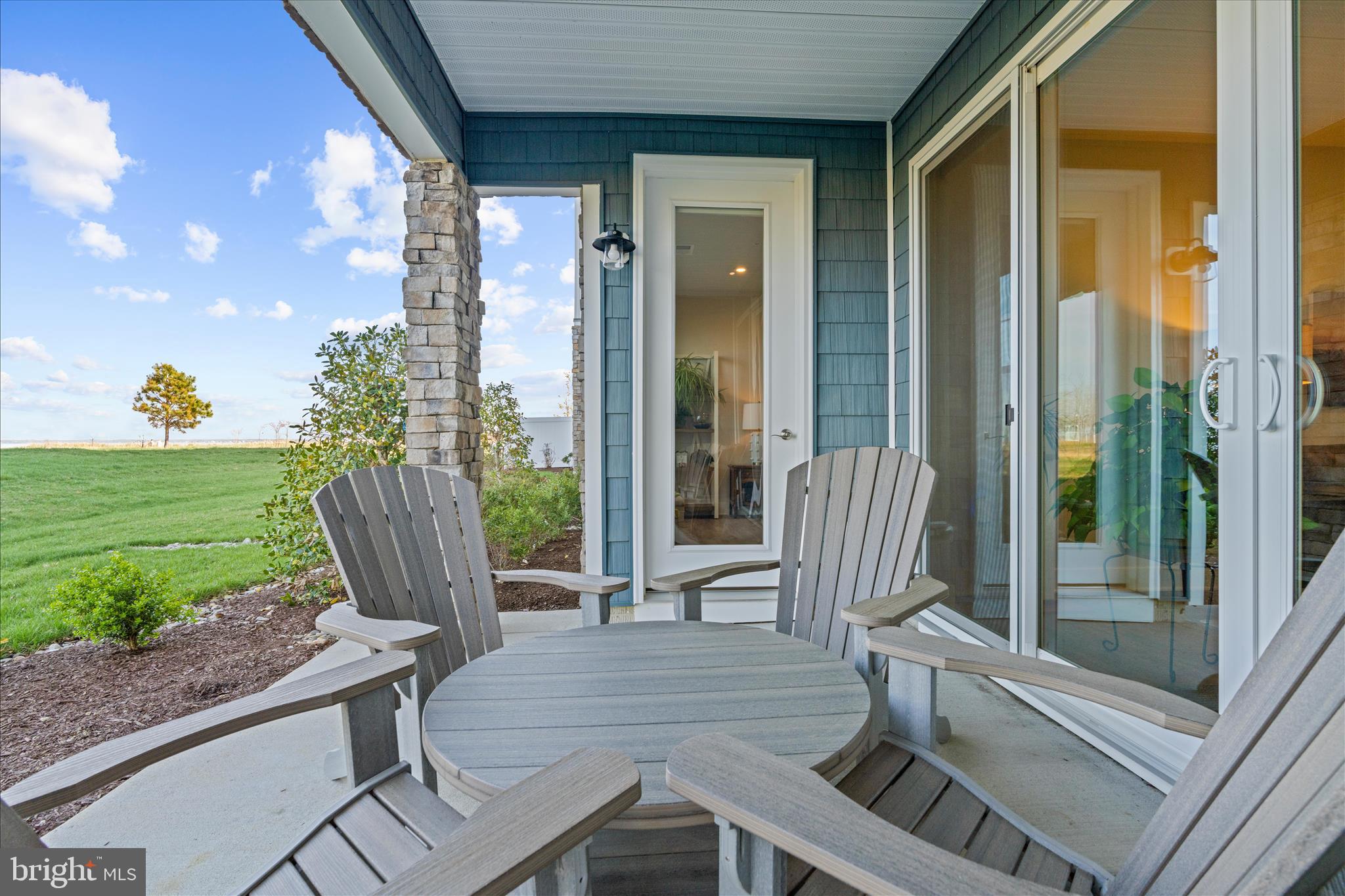 FOUR SEASONS AT KENT ISLAND - Residential