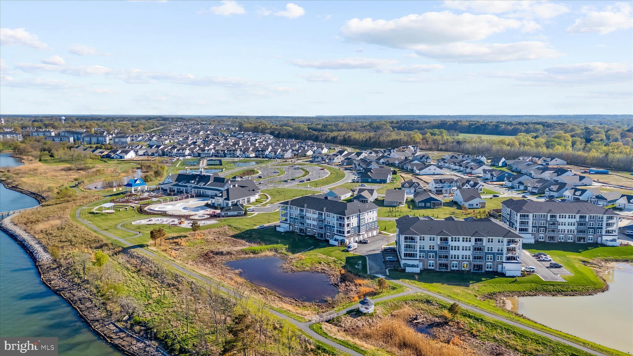 FOUR SEASONS AT KENT ISLAND - Residential