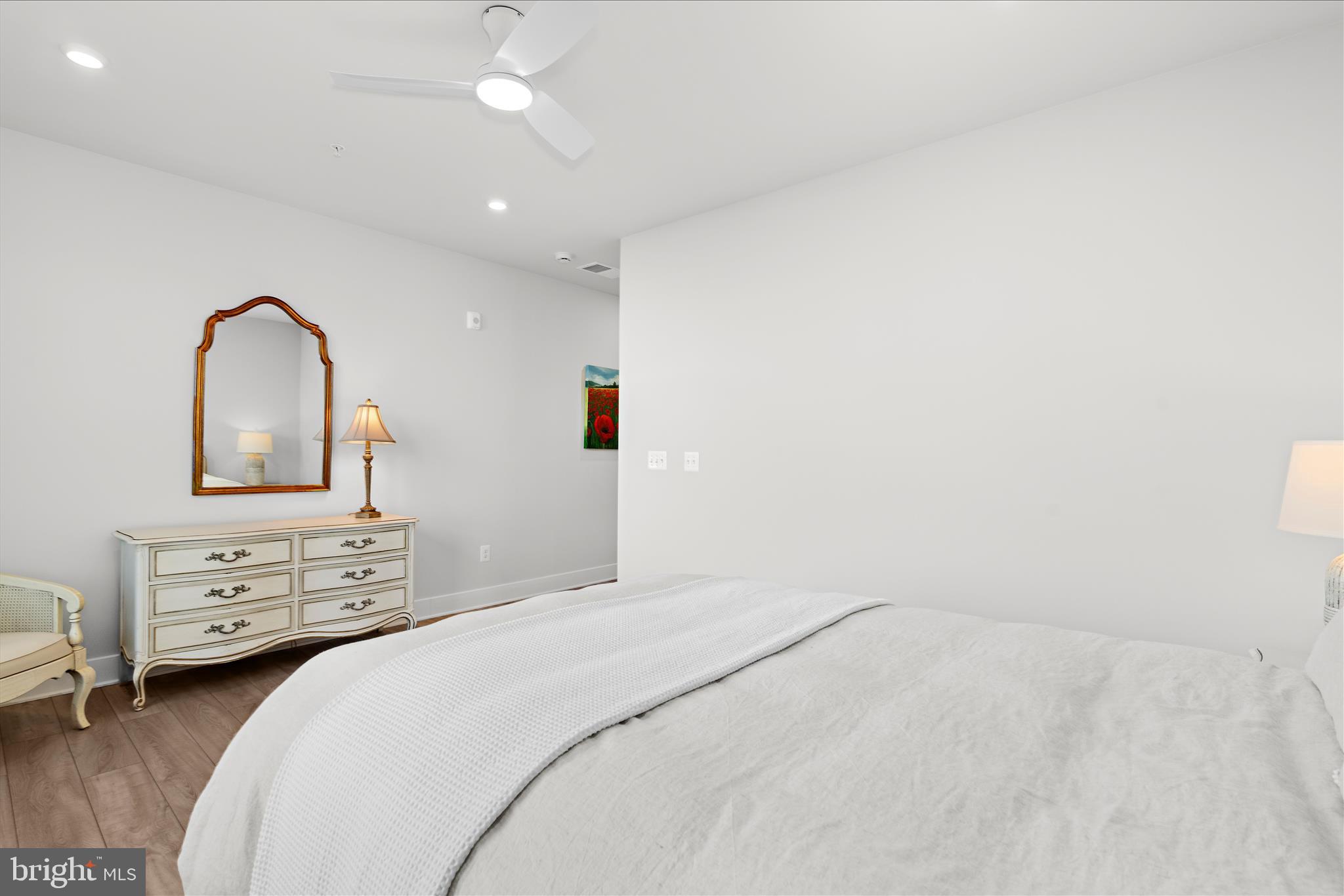 FOUR SEASONS AT KENT ISLAND - Residential