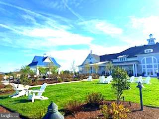 FOUR SEASONS AT KENT ISLAND - Residential