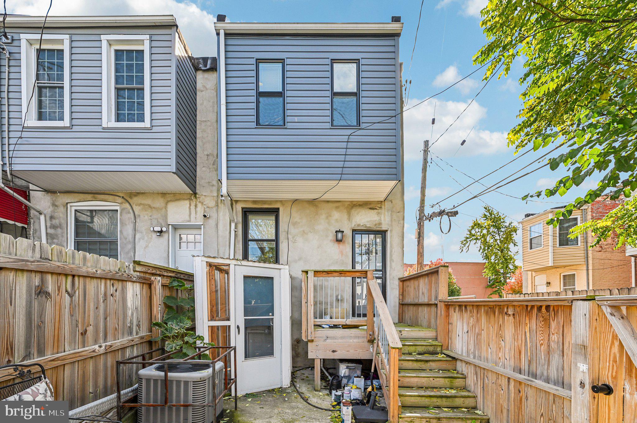 MILTON-MONTFORD - Residential