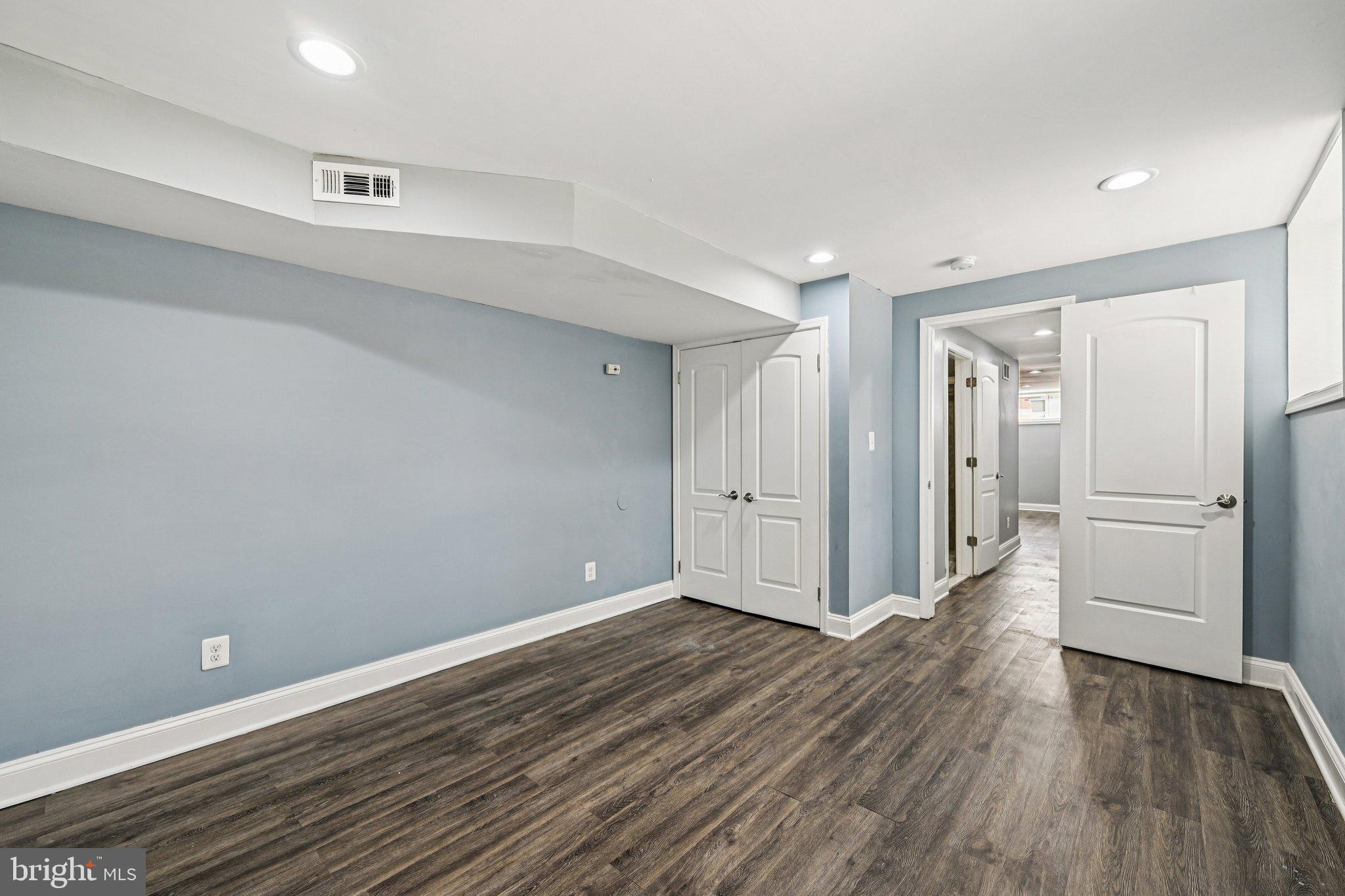 MILTON-MONTFORD - Residential