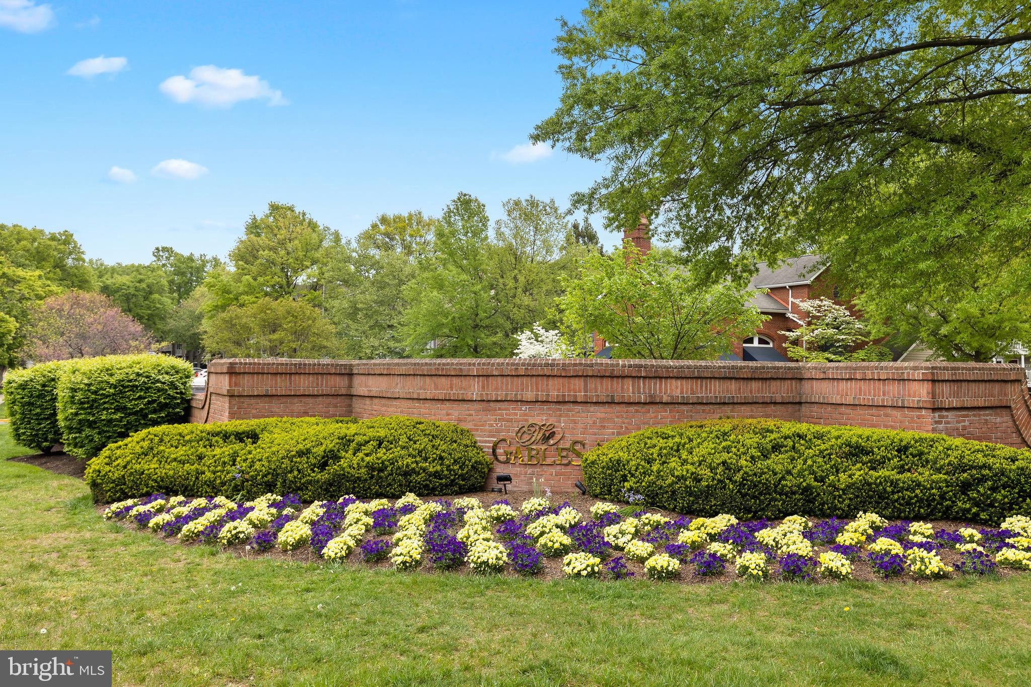 THE GABLES ON TUCKERMAN - Residential Lease