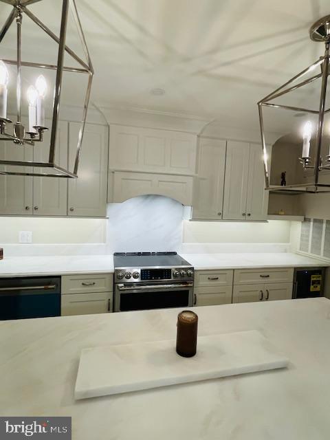 THE GABLES ON TUCKERMAN - Residential Lease