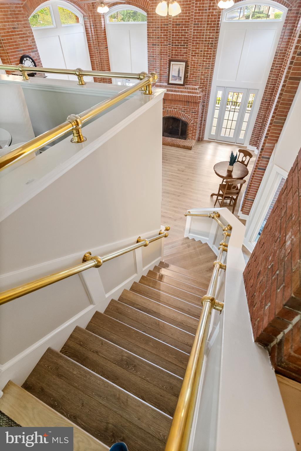 THE GABLES ON TUCKERMAN - Residential Lease