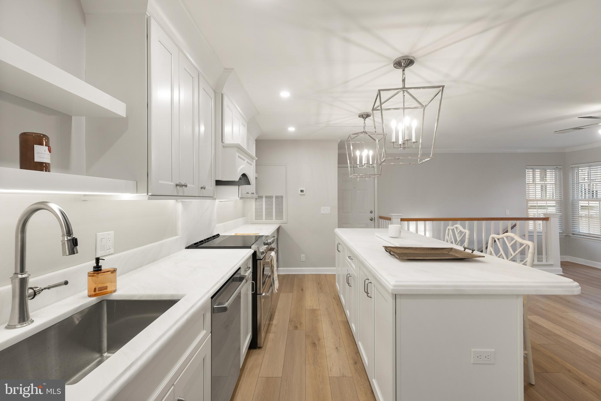 THE GABLES ON TUCKERMAN - Residential Lease