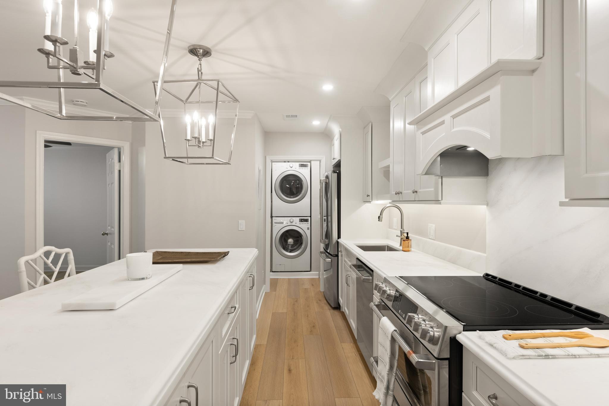 THE GABLES ON TUCKERMAN - Residential Lease