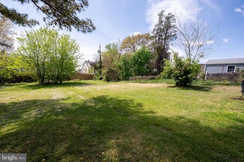 Tiny photo for 4513 Kenwood Avenue, BALTIMORE, MD 21206 (MLS # MDBC2161560)