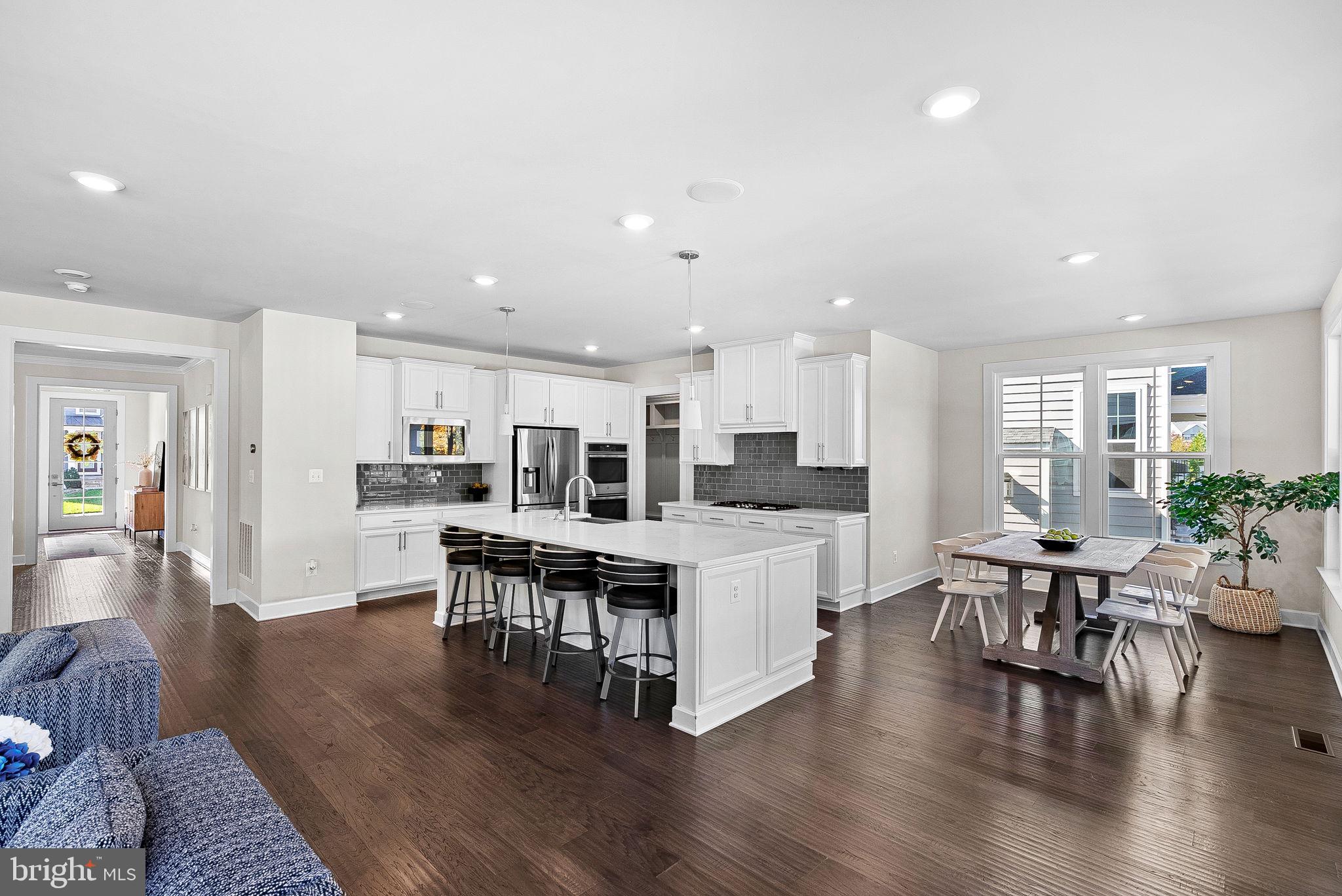 GROVE AT WILLOWSFORD - Residential