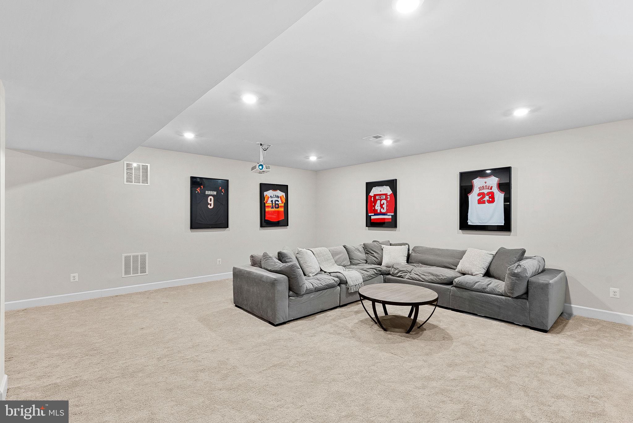 GROVE AT WILLOWSFORD - Residential