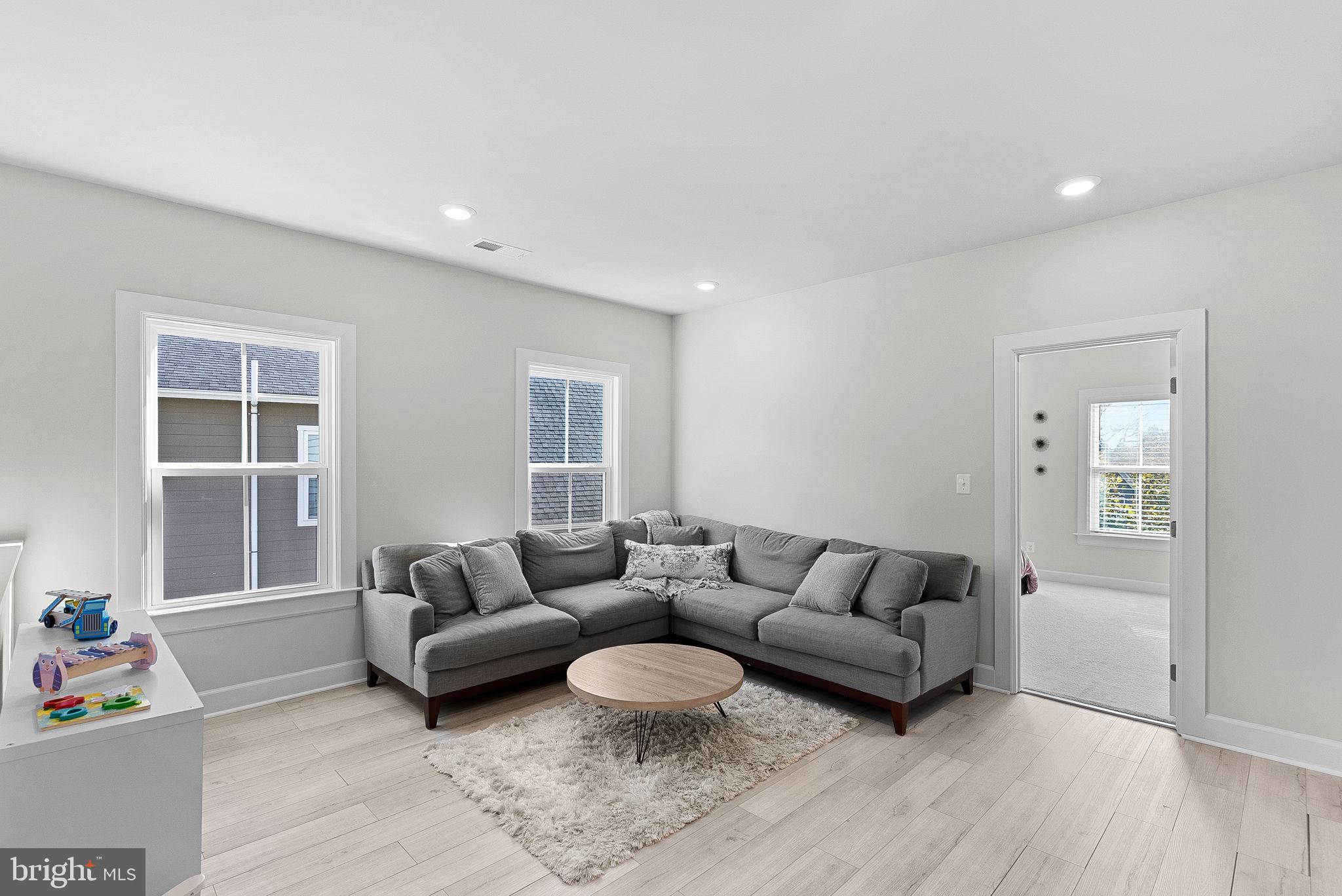 GROVE AT WILLOWSFORD - Residential