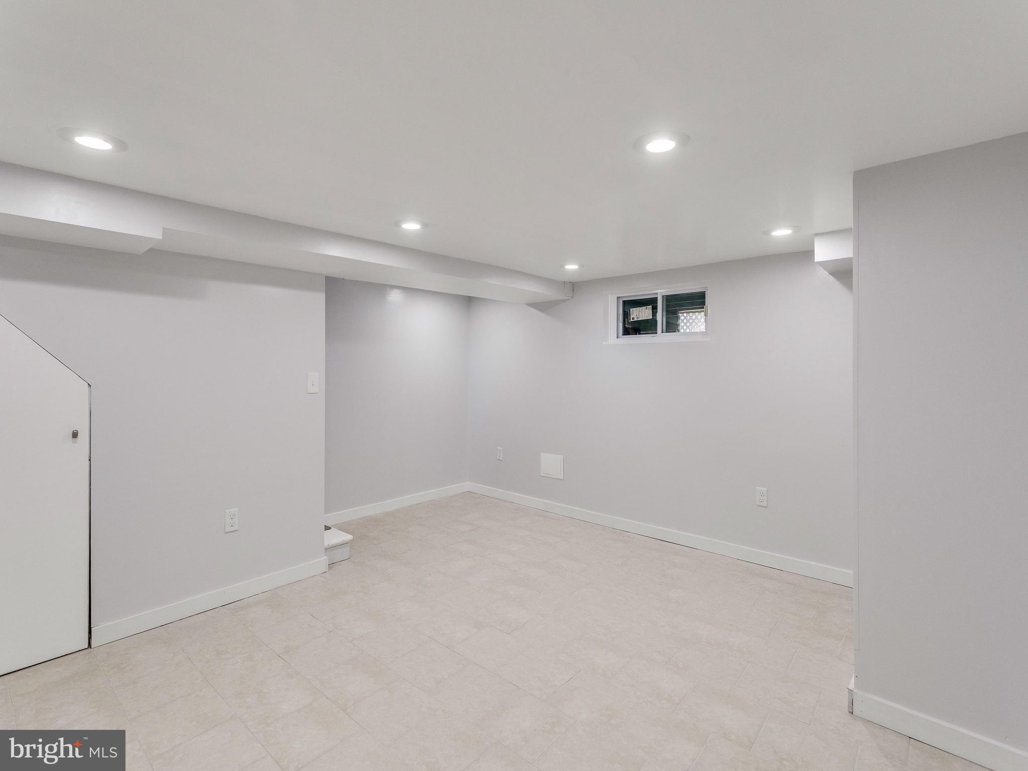 LYNHAVEN/N. DELRAY - Residential Lease