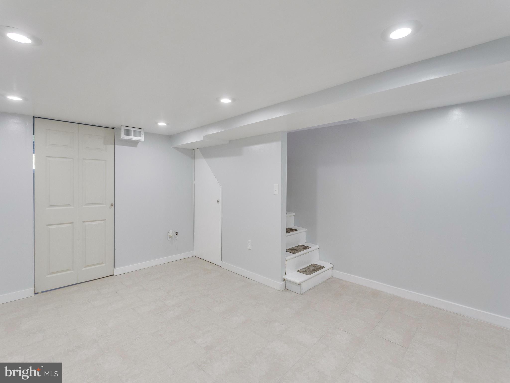 LYNHAVEN/N. DELRAY - Residential Lease