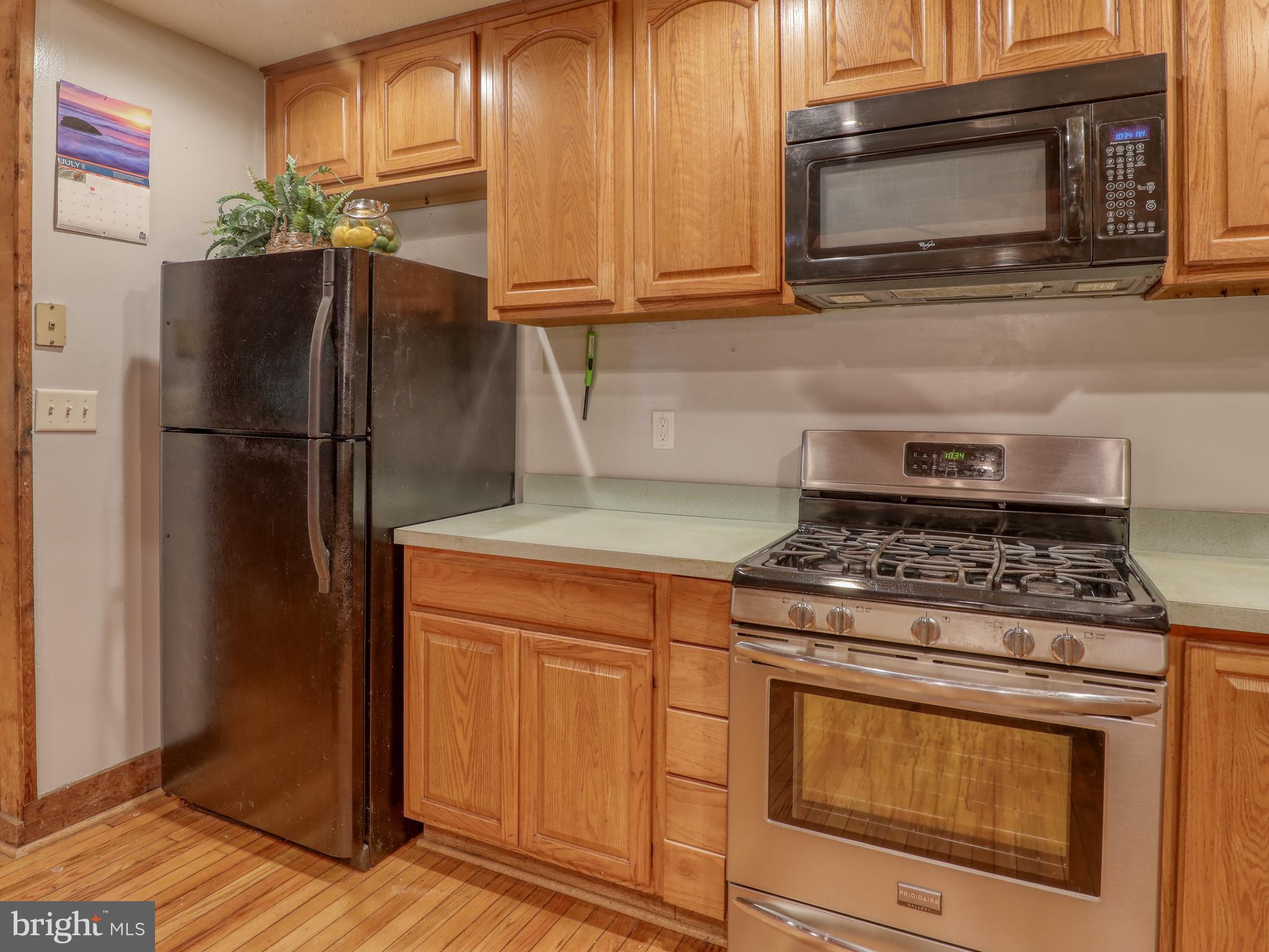 OWL HOLLOW CABINS - Residential