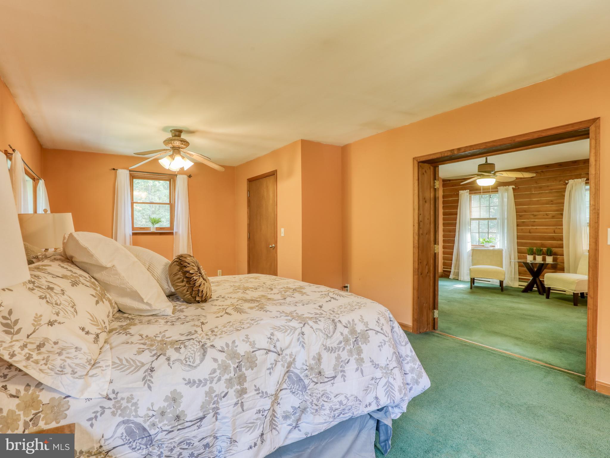 OWL HOLLOW CABINS - Residential