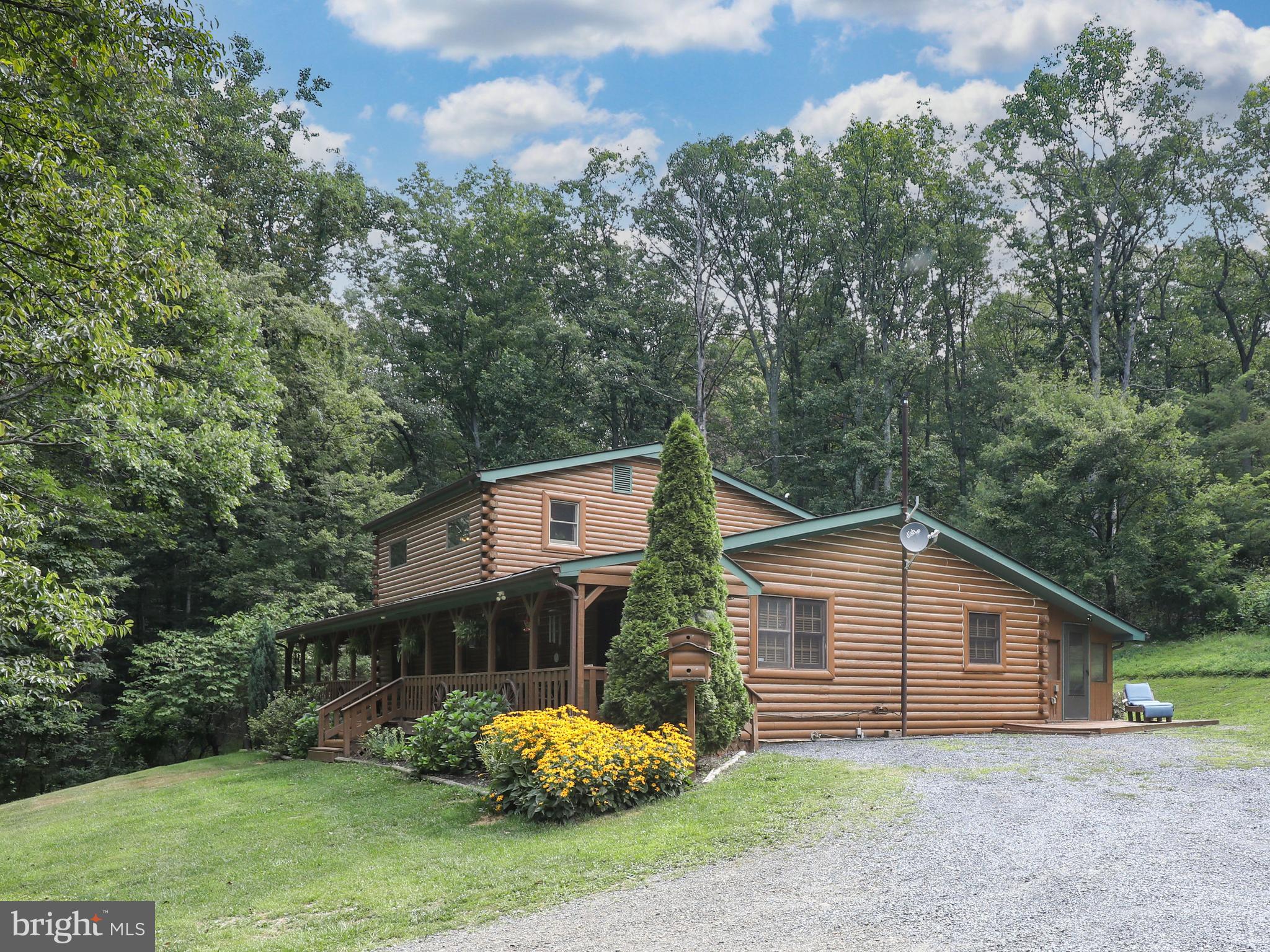 OWL HOLLOW CABINS - Residential